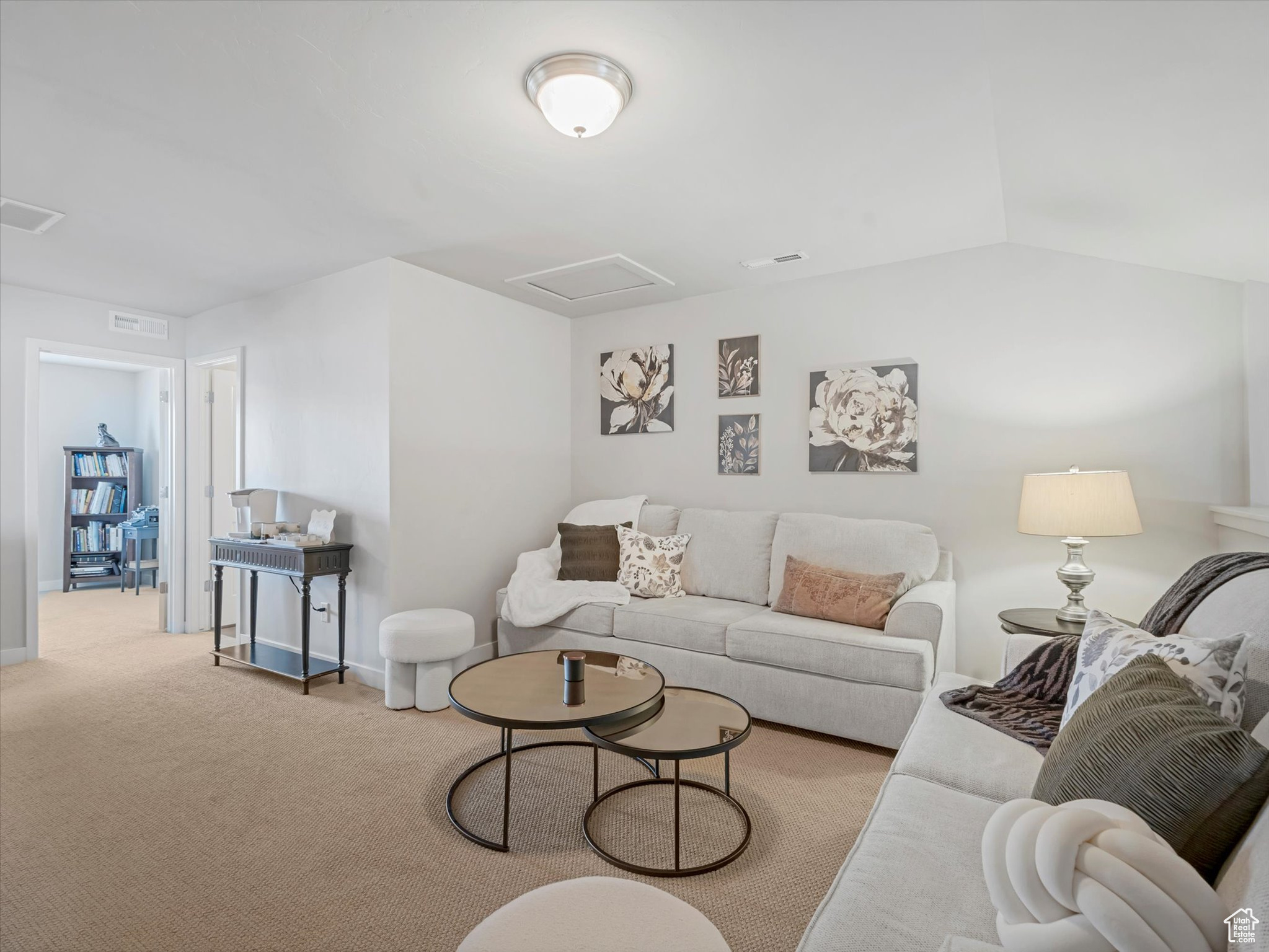 West Jordan, Utah, 84081, United States, 3 Bedrooms Bedrooms, ,3 BathroomsBathrooms,Residential,For Sale,1875821
