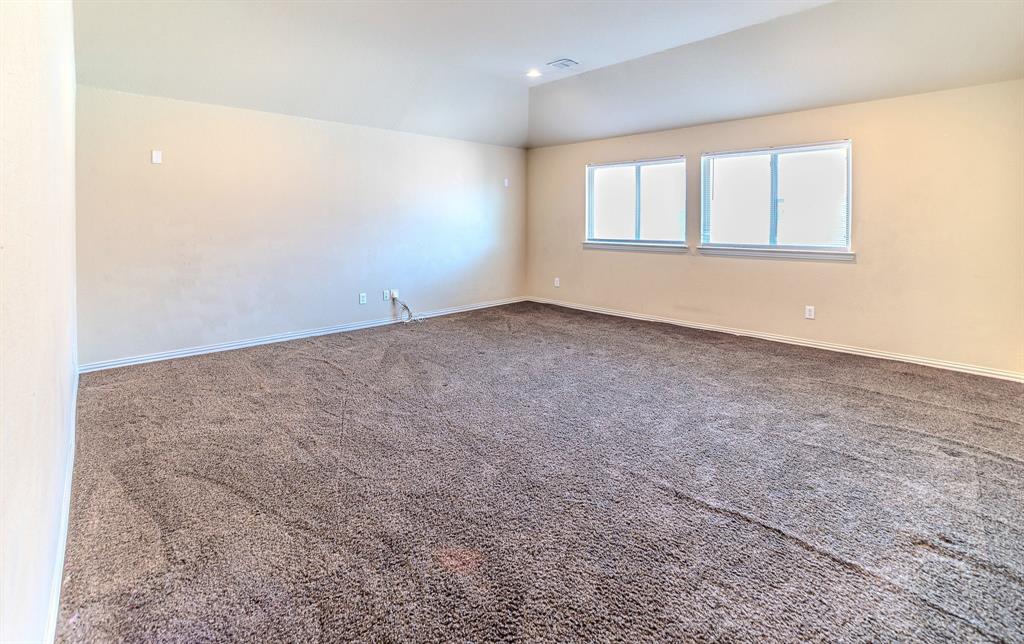 Grand Prairie, Texas, 75054, United States, 4 Bedrooms Bedrooms, ,3 BathroomsBathrooms,Residential,For Sale,1990183