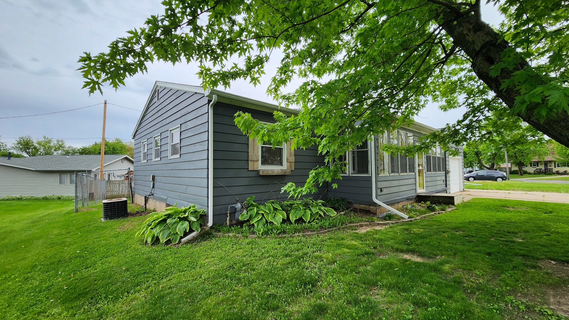 Highview Dr, Clinton, IA 52732 #1