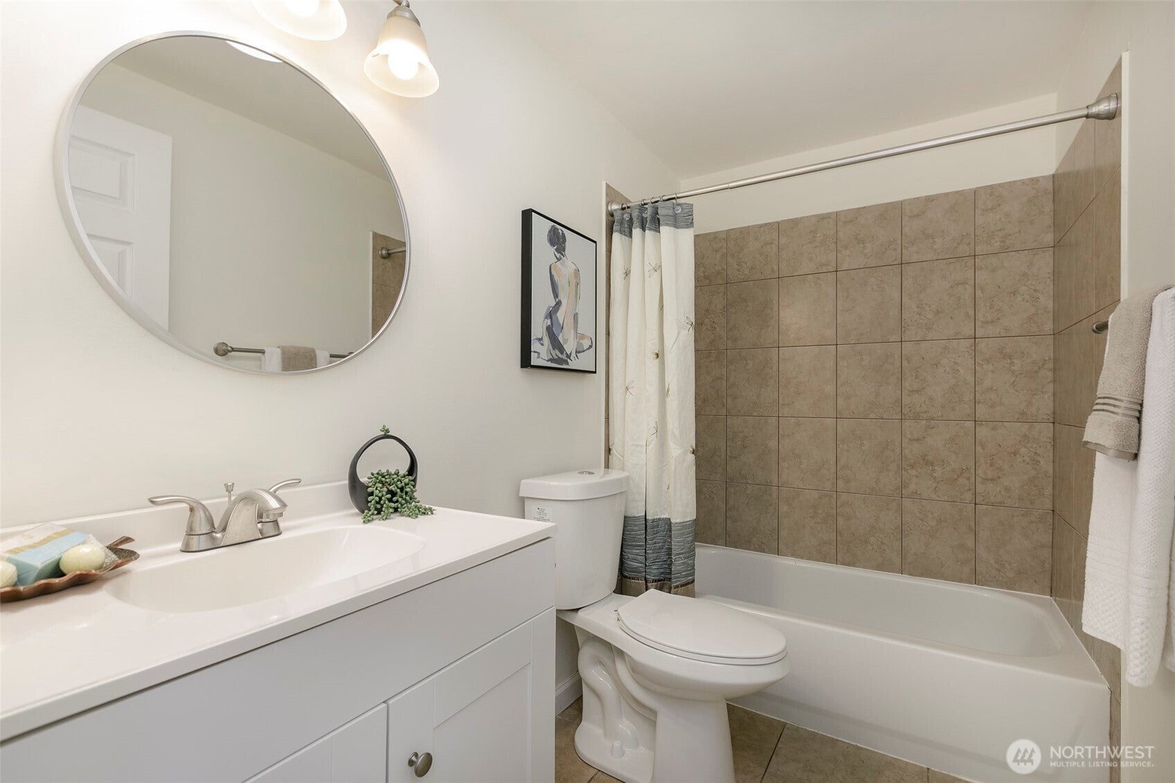Renton, Washington, 98056, United States, 4 Bedrooms Bedrooms, ,2 BathroomsBathrooms,Residential,For Sale,1905778