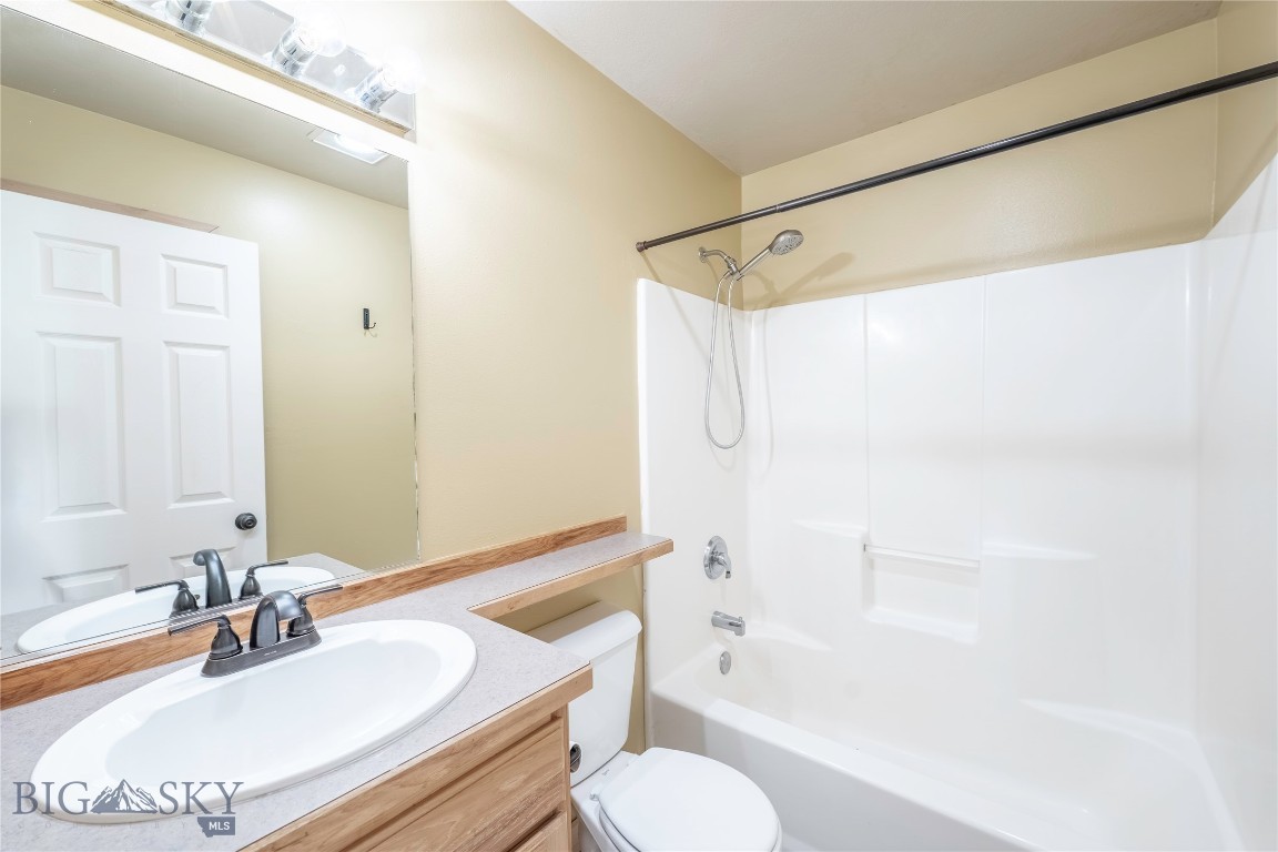 Belgrade, Montana, 59714, United States, 4 Bedrooms Bedrooms, ,2 BathroomsBathrooms,Residential,For Sale,1901377