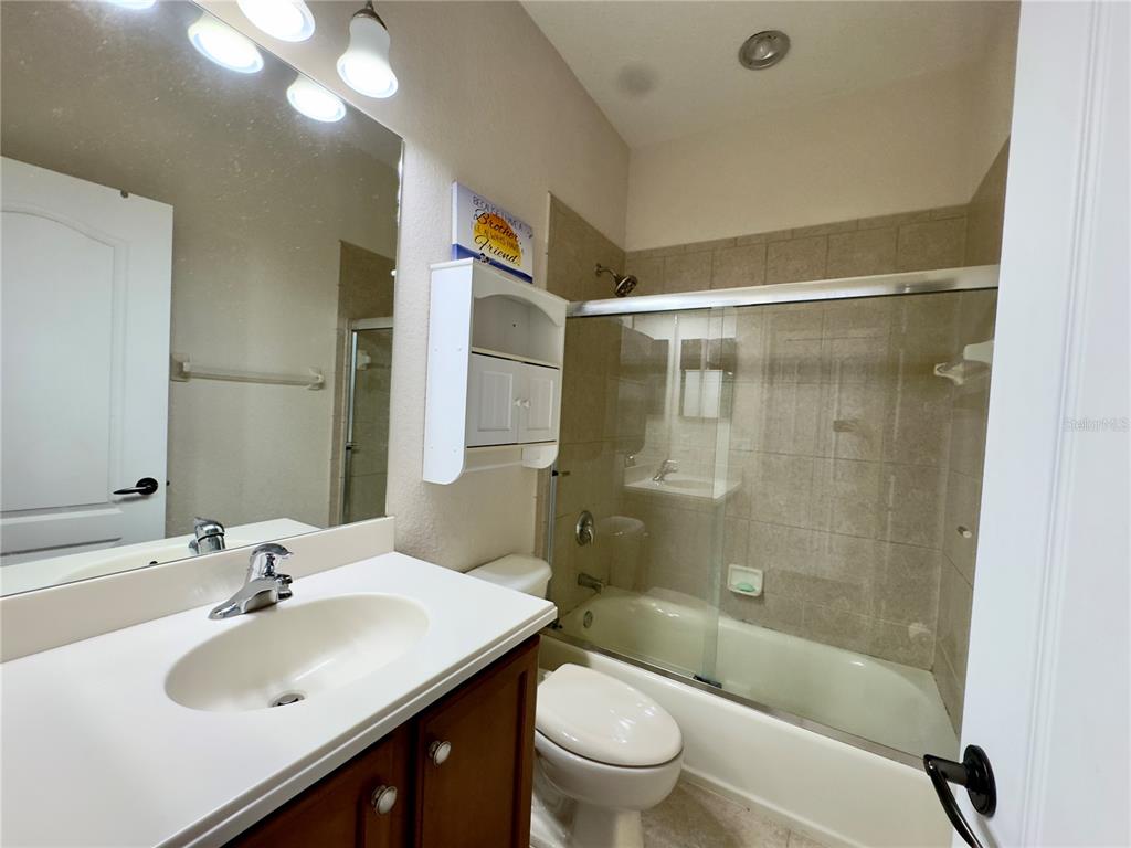 Venice, Florida, 34292, United States, 4 Bedrooms Bedrooms, ,3 BathroomsBathrooms,Residential,For Sale,1897383