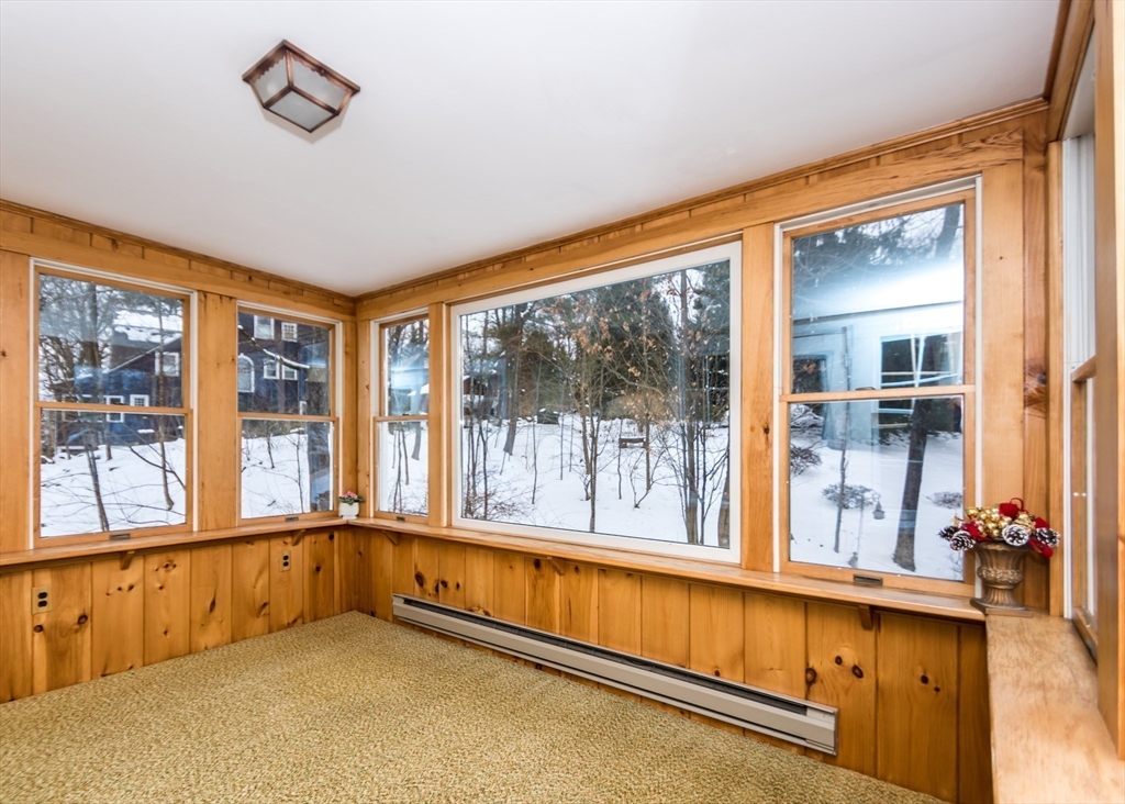 Waltham, Massachusetts, 02451, United States, 5 Bedrooms Bedrooms, ,3 BathroomsBathrooms,Residential,For Sale,1708573