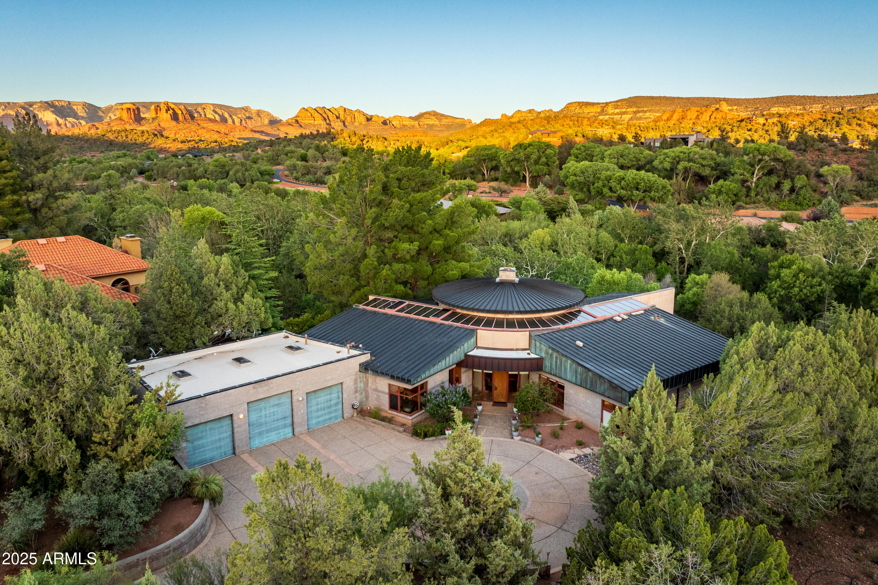 Sedona, Arizona, 86336, United States, 4 Bedrooms Bedrooms, ,3 BathroomsBathrooms,Residential,For Sale,2000988