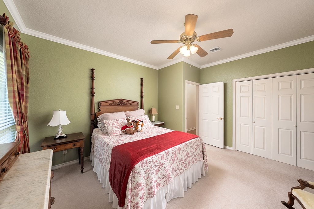 Kerrville, Texas, 78028, United States, 4 Bedrooms Bedrooms, ,4 BathroomsBathrooms,Residential,For Sale,1710846