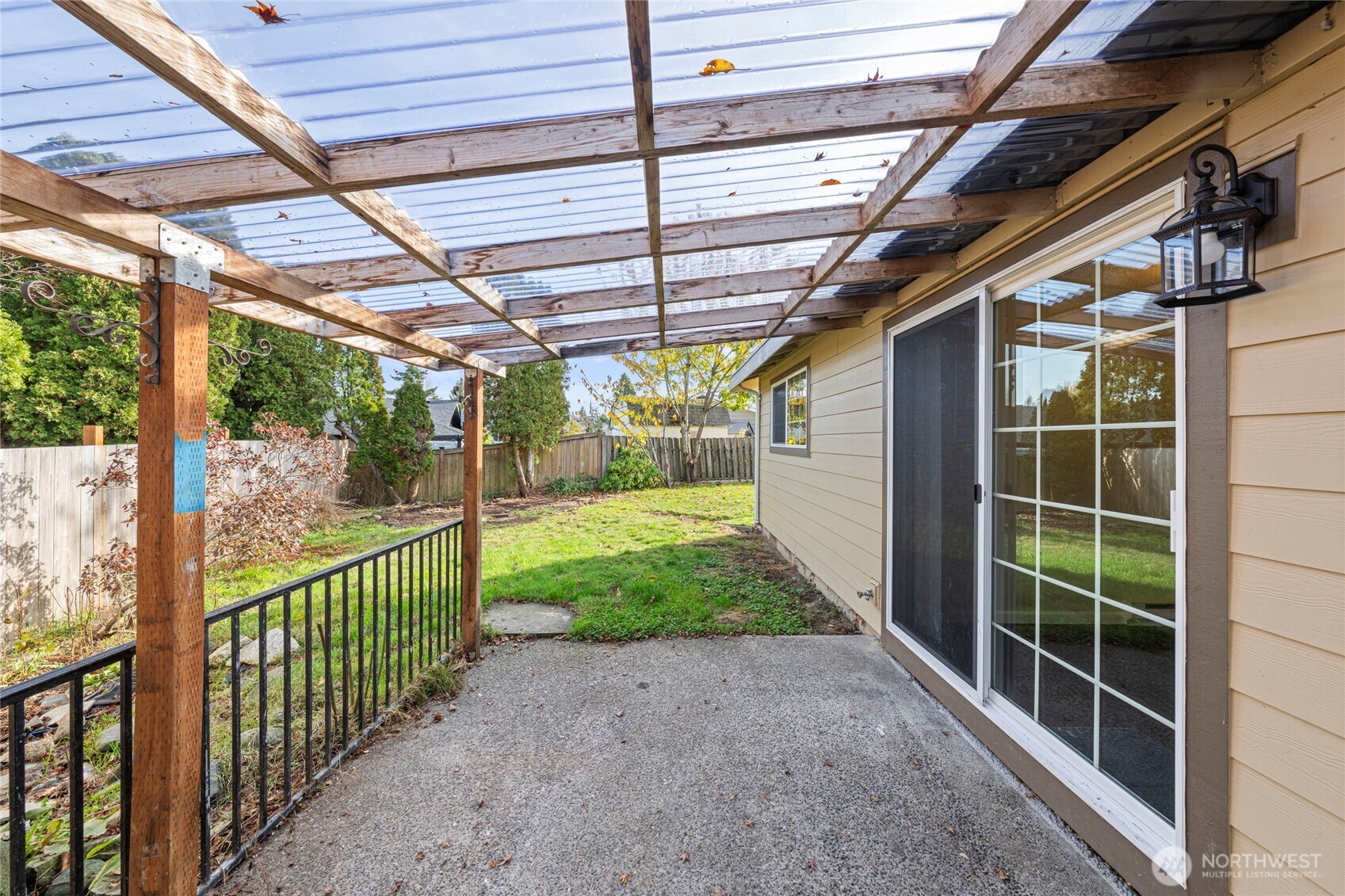 Auburn, Washington, 98001, United States, 4 Bedrooms Bedrooms, ,2 BathroomsBathrooms,Residential,For Sale,1991202