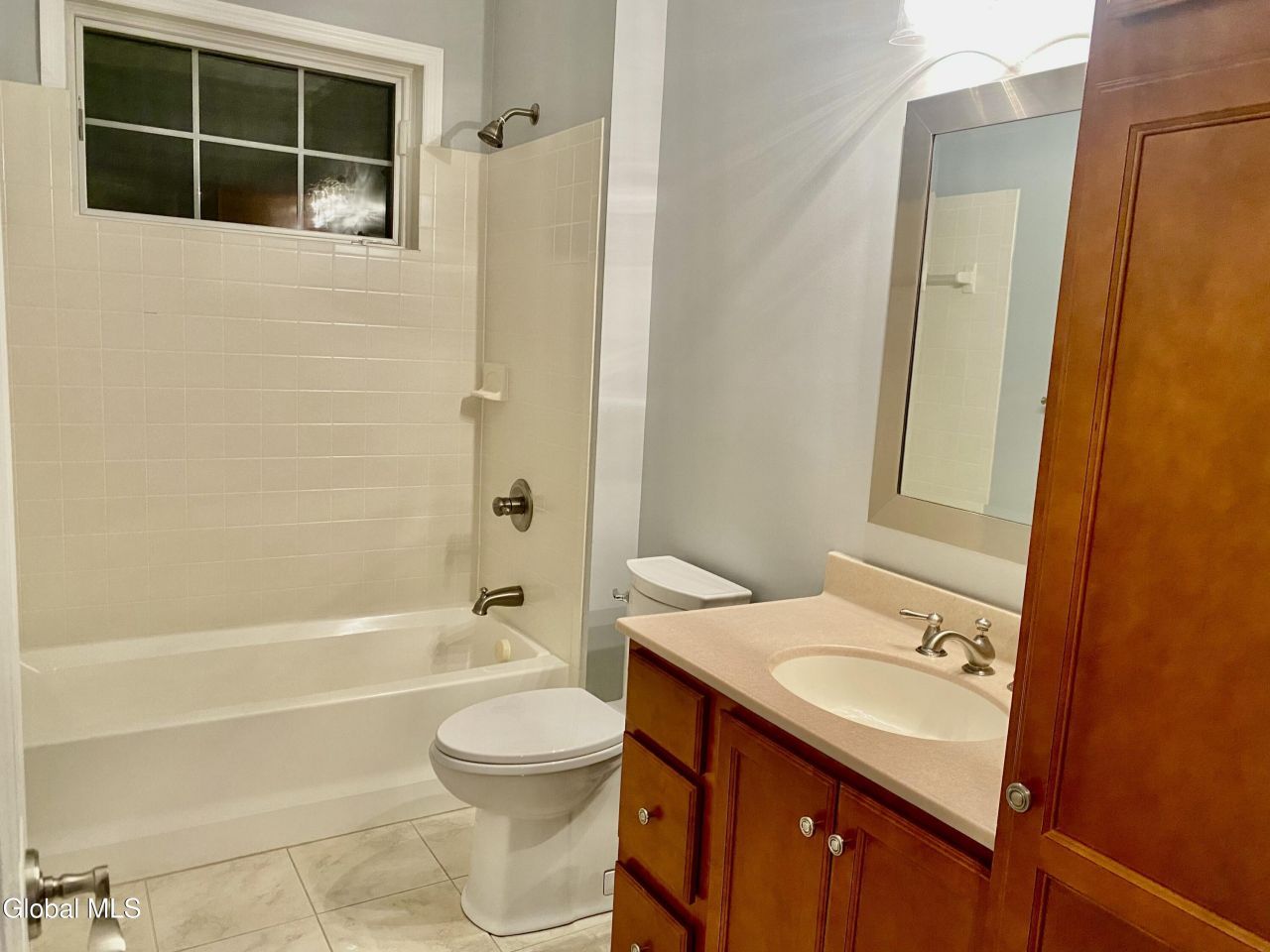 Altamont, New York, 12009, United States, 3 Bedrooms Bedrooms, ,3 BathroomsBathrooms,Residential,For Sale,1988112