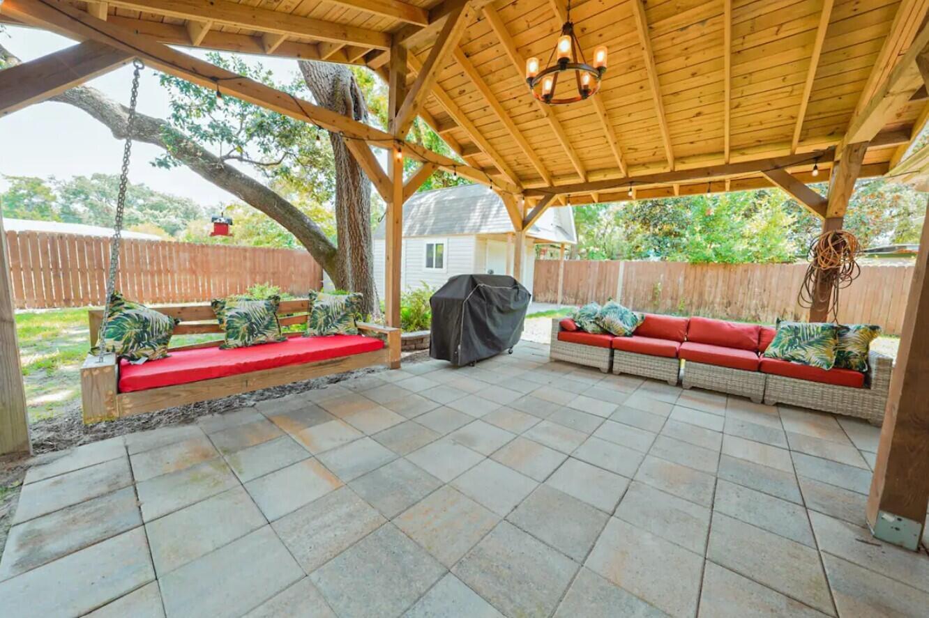 Fort Walton Beach, Florida, 32547, United States, 4 Bedrooms Bedrooms, ,2 BathroomsBathrooms,Residential,For Sale,1978074