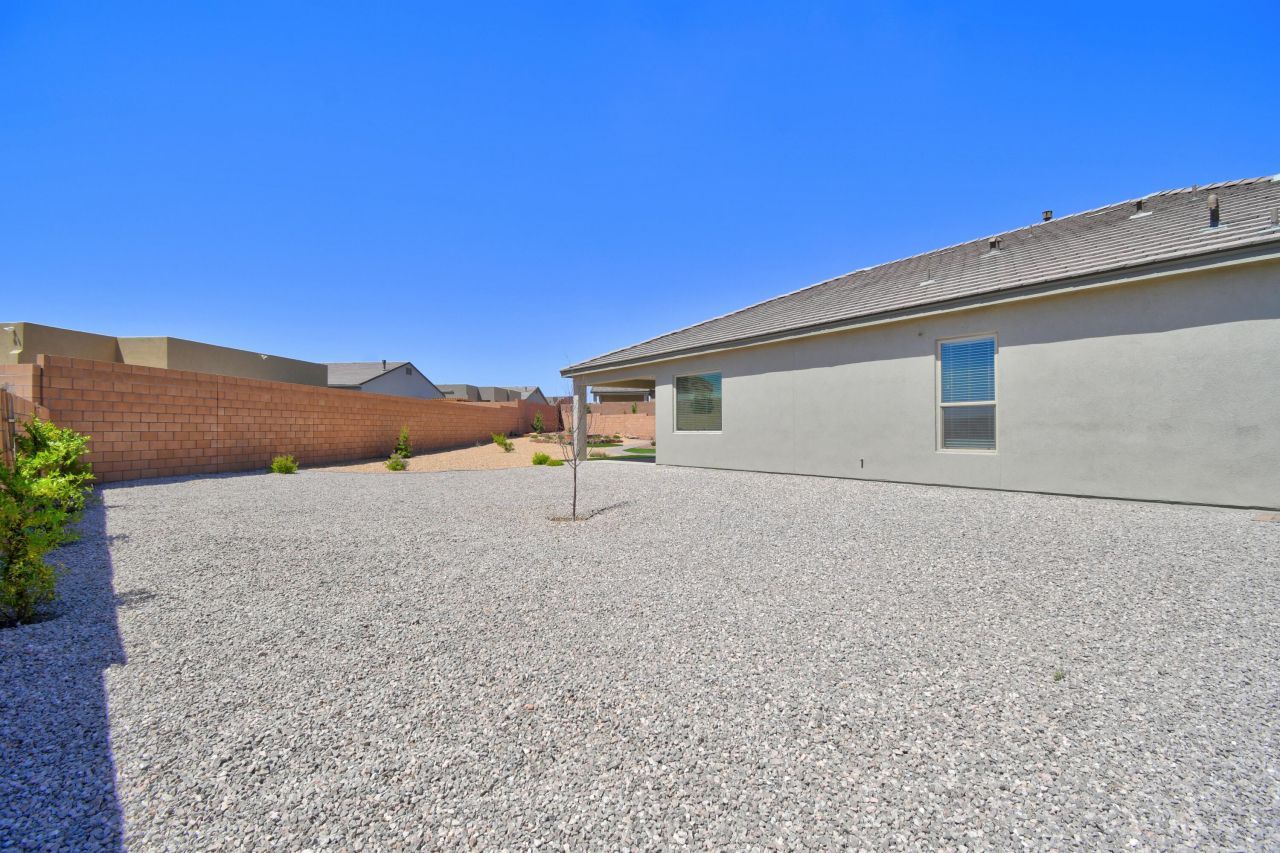 Albuquerque, New Mexico, 87114, United States, 4 Bedrooms Bedrooms, ,3 BathroomsBathrooms,Residential,For Sale,1793165
