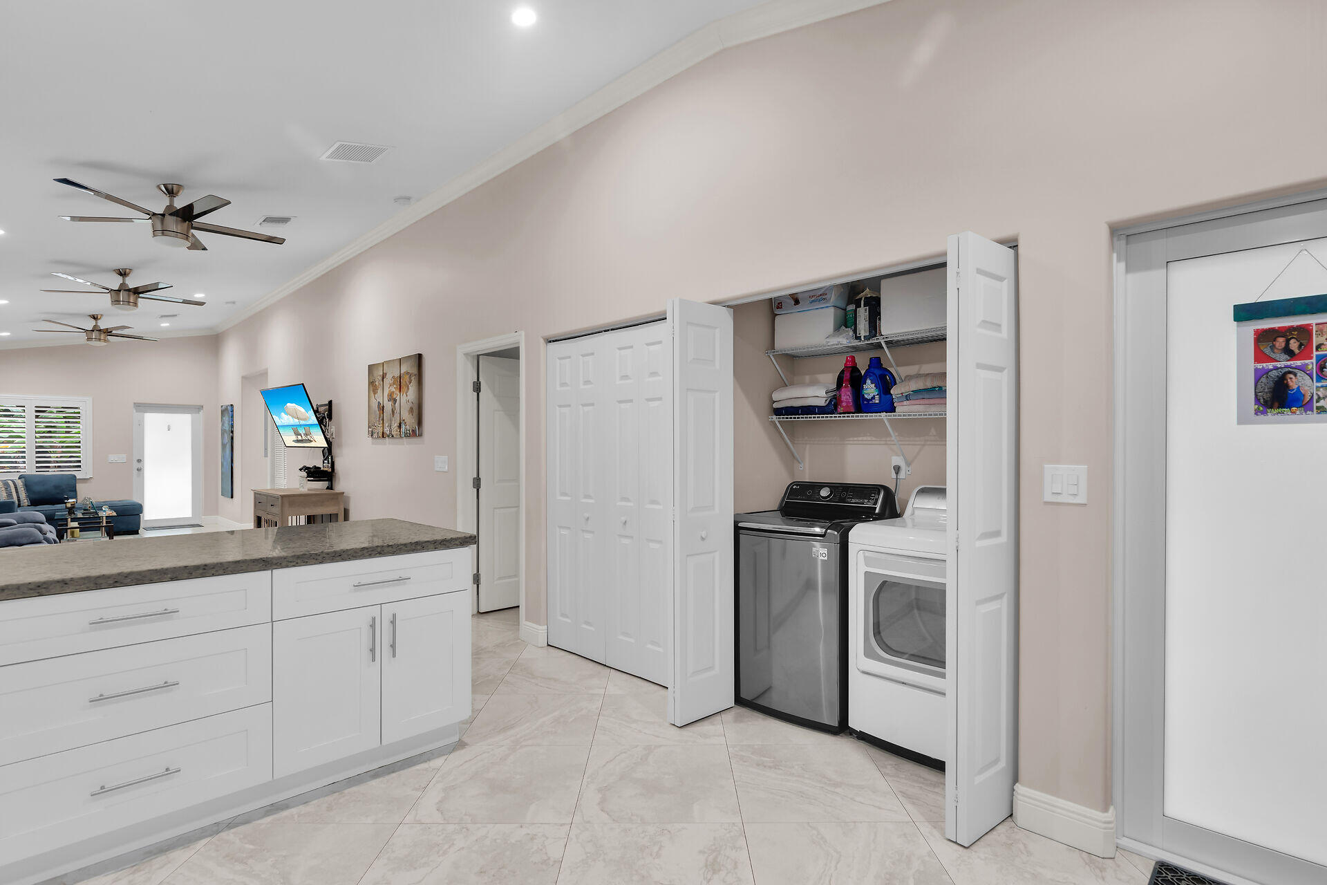 KEY LARGO, Florida, 33037, United States, 3 Bedrooms Bedrooms, ,2 BathroomsBathrooms,Residential,For Sale,1950983