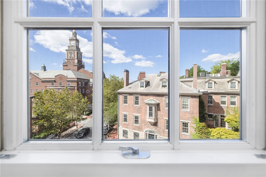 Providence, Rhode Island, 02903, United States, 2 Bedrooms Bedrooms, ,2 BathroomsBathrooms,Residential,For Sale,1868590