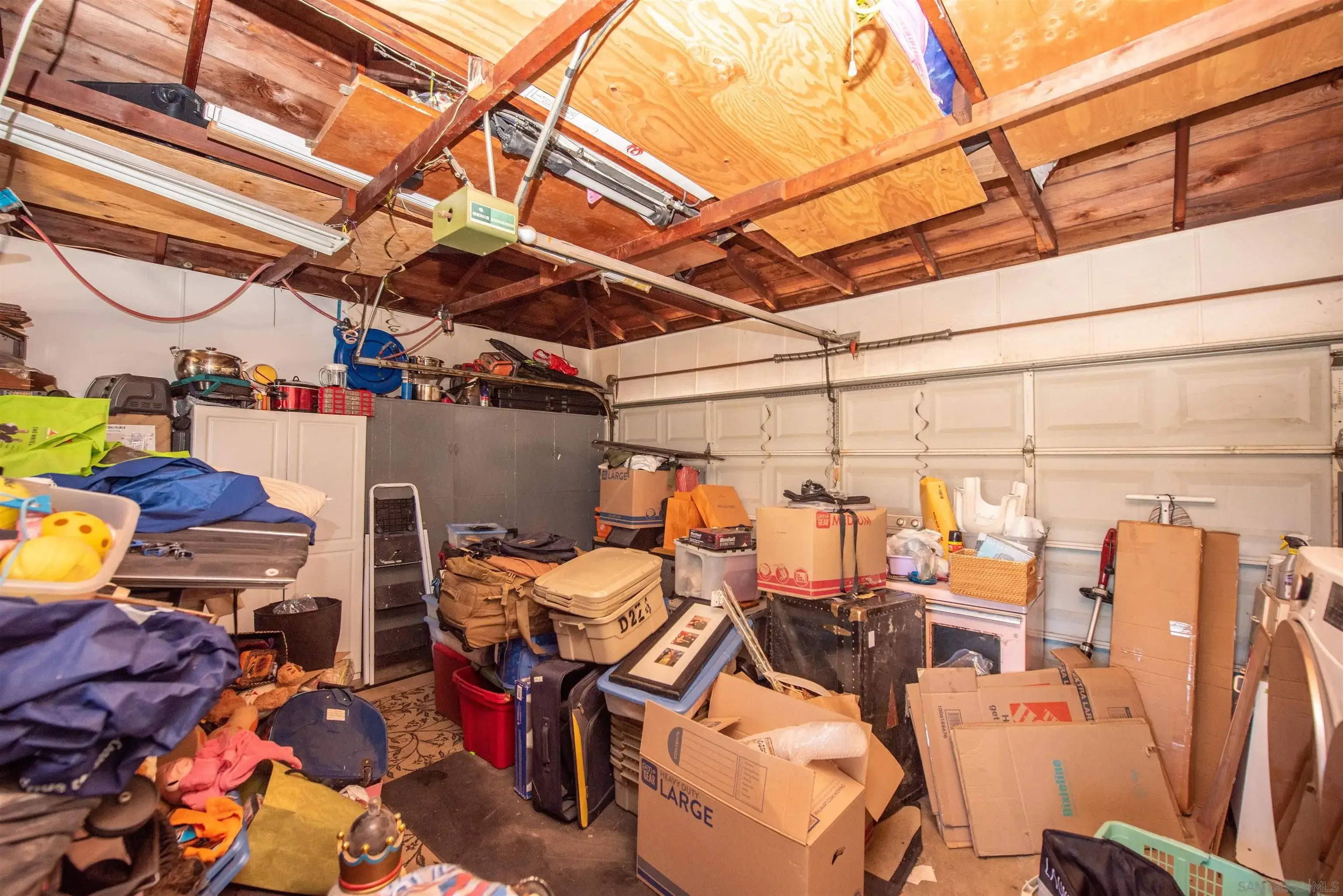 Lauder St, San Diego, CA 92139