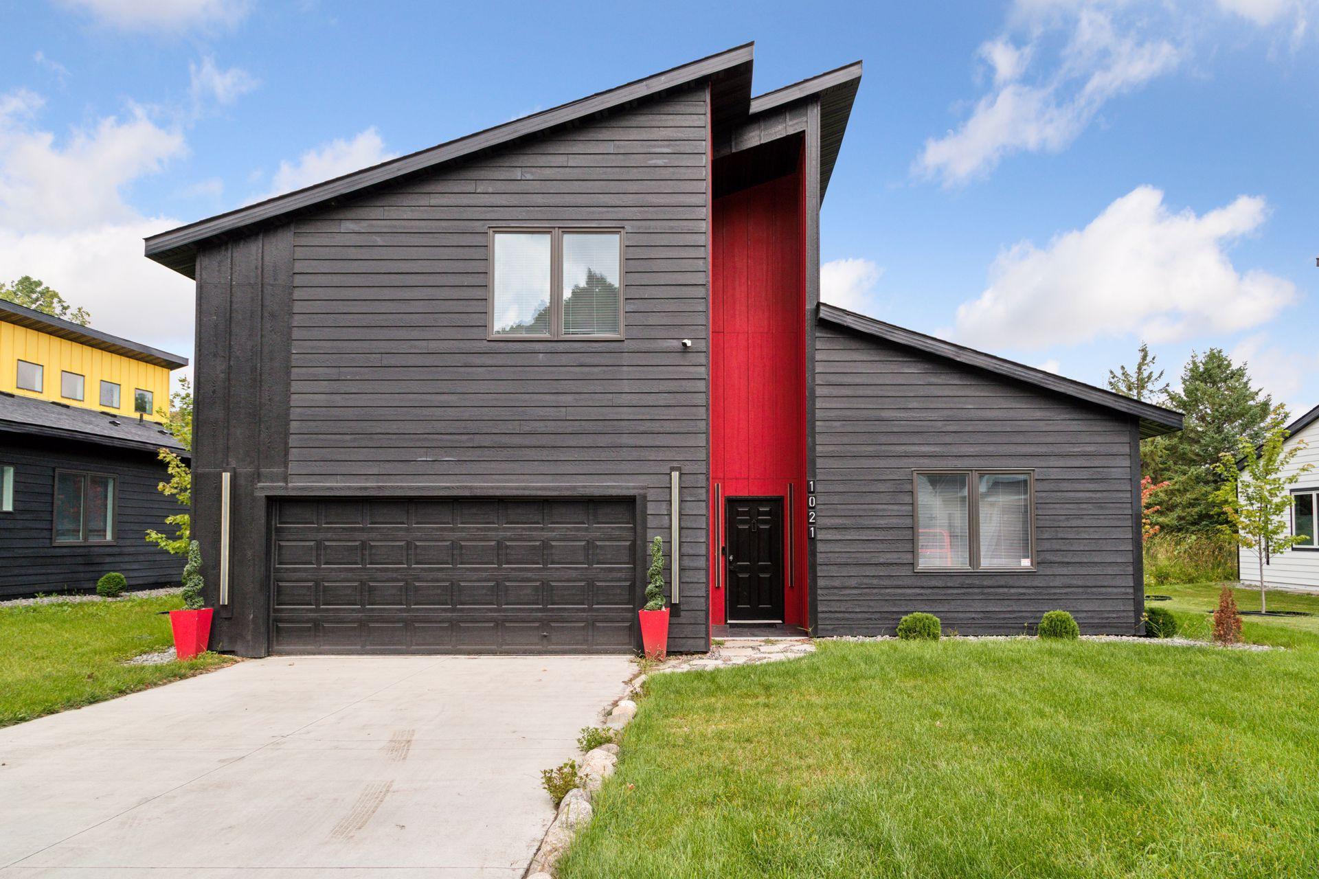 Wayzata, Minnesota, 55391, United States, 3 Bedrooms Bedrooms, ,4 BathroomsBathrooms,Residential,For Sale,1938784