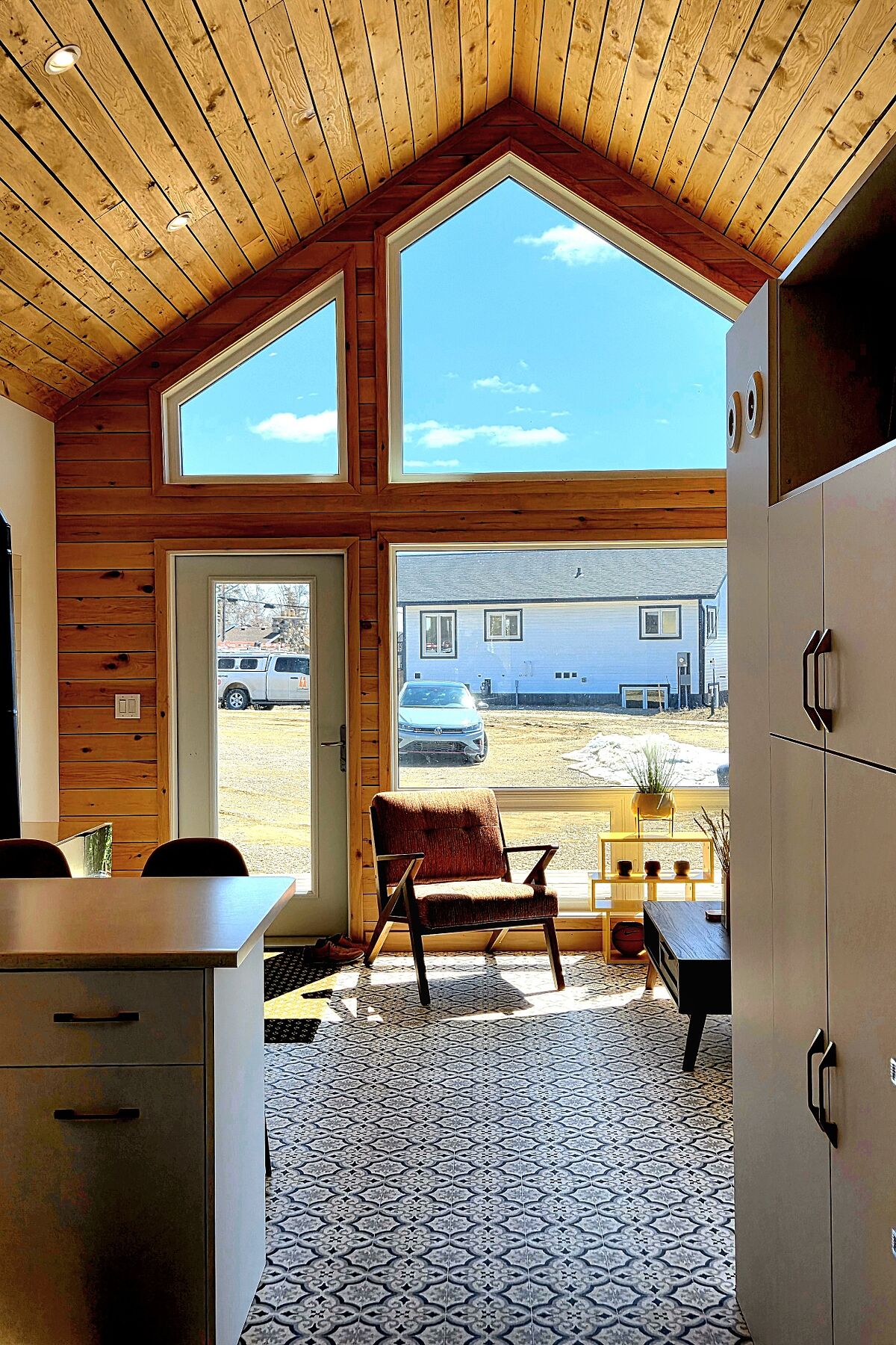  Out of Area, - 物件實景