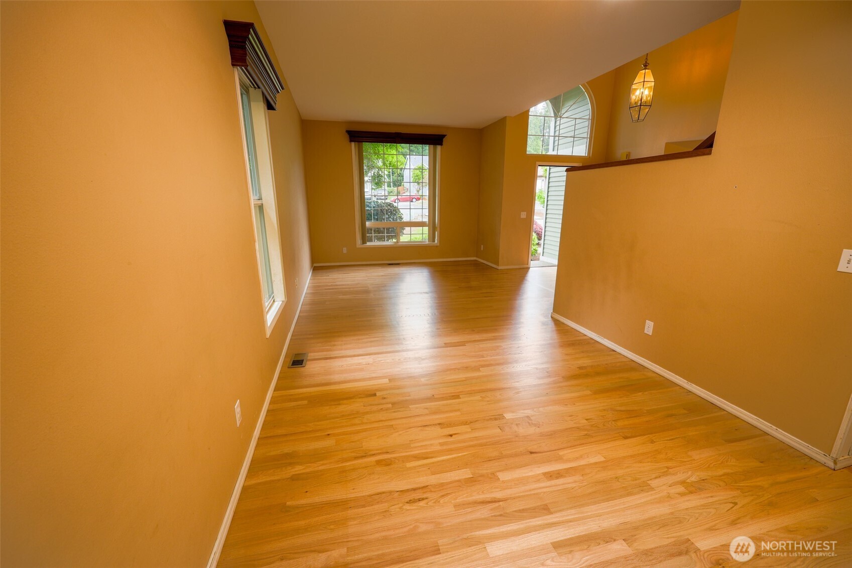 Auburn, Washington, 98092, United States, 4 Bedrooms Bedrooms, ,2 BathroomsBathrooms,Residential,For Sale,1893613