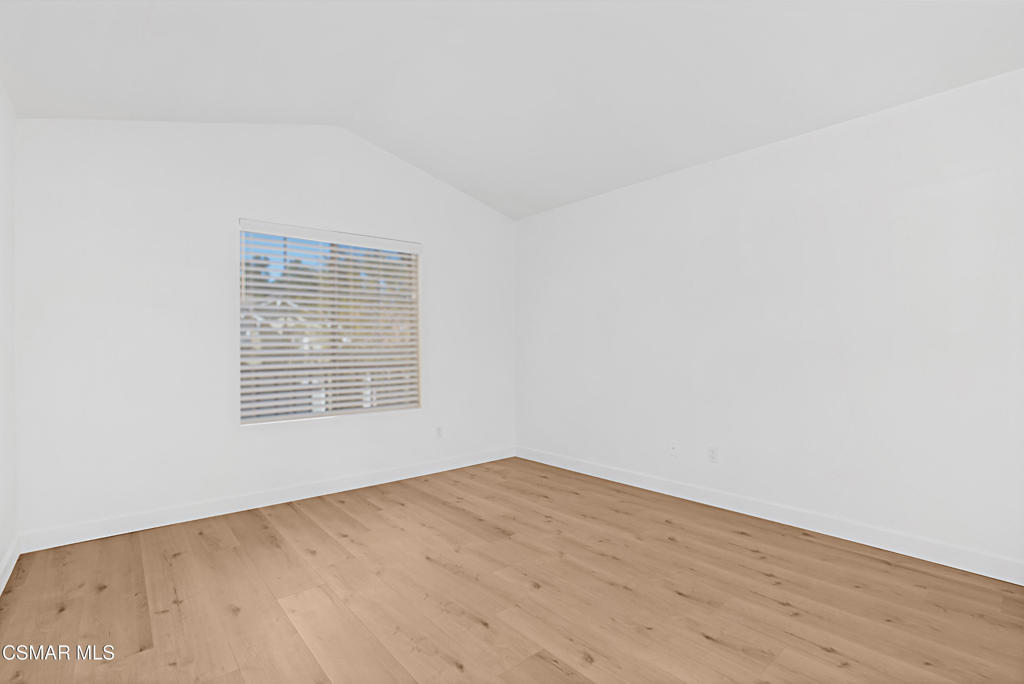 Westlake Village, California, 91362, United States, 2 Bedrooms Bedrooms, ,3 BathroomsBathrooms,Residential,For Sale,1987544