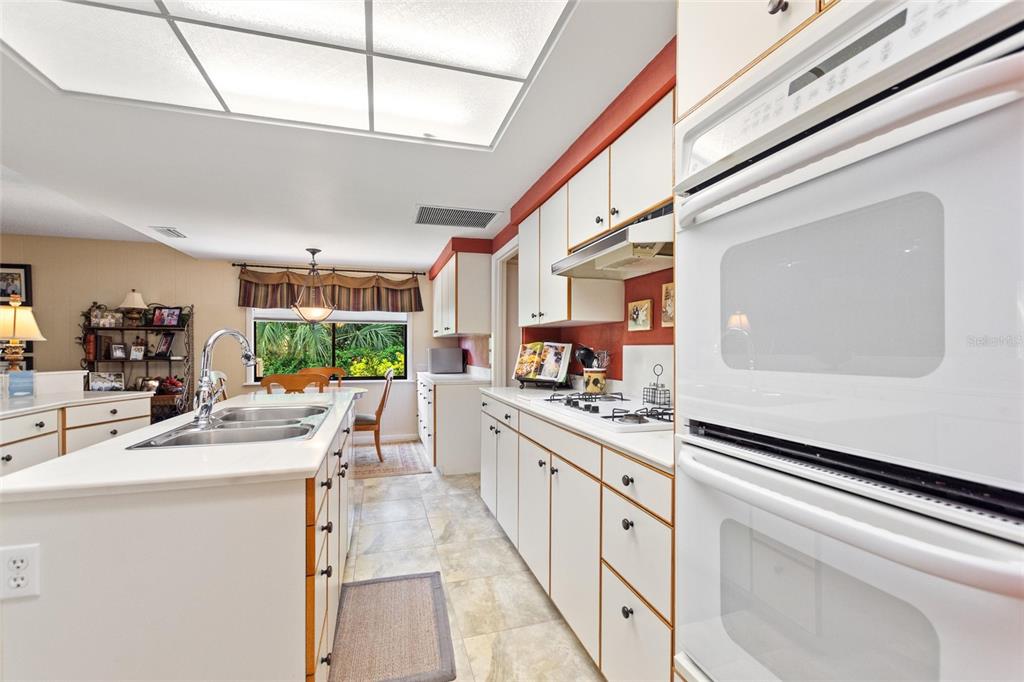 Winter Haven, Florida, 33881, United States, 4 Bedrooms Bedrooms, ,3 BathroomsBathrooms,Residential,For Sale,1911221
