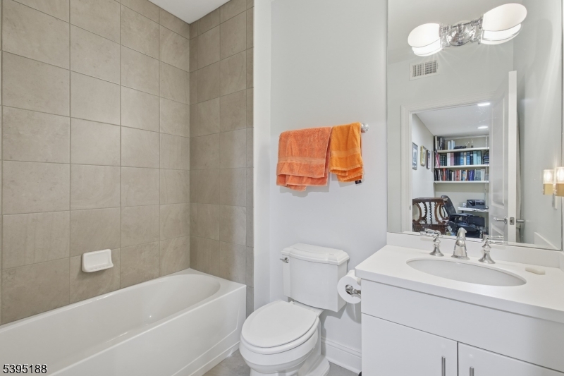 West Orange Twp., New Jersey, 07052, United States, 3 Bedrooms Bedrooms, ,5 BathroomsBathrooms,Residential,For Sale,1990318