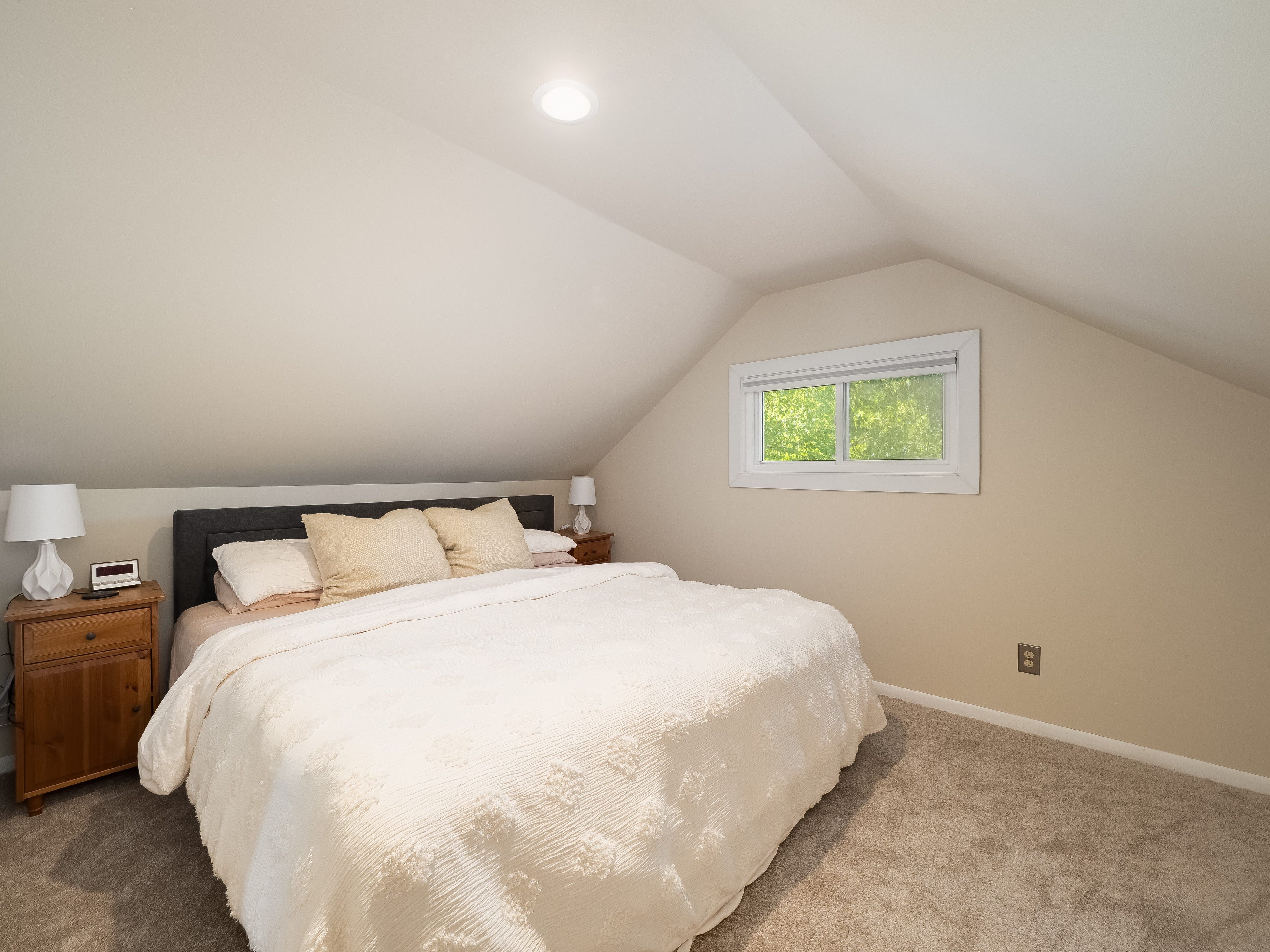  Renovated Lynnhurst Charmer Near Minnehaha Parkway - 物件實景