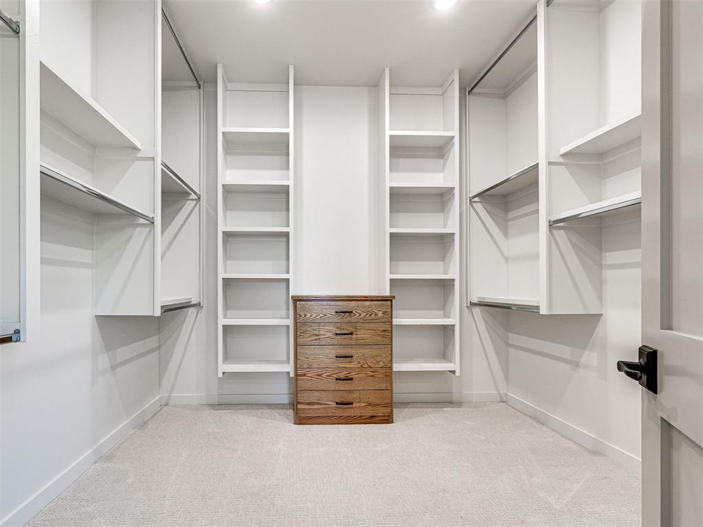 Goldsby, Oklahoma, 73093, United States, 4 Bedrooms Bedrooms, ,5 BathroomsBathrooms,Residential,For Sale,1975675