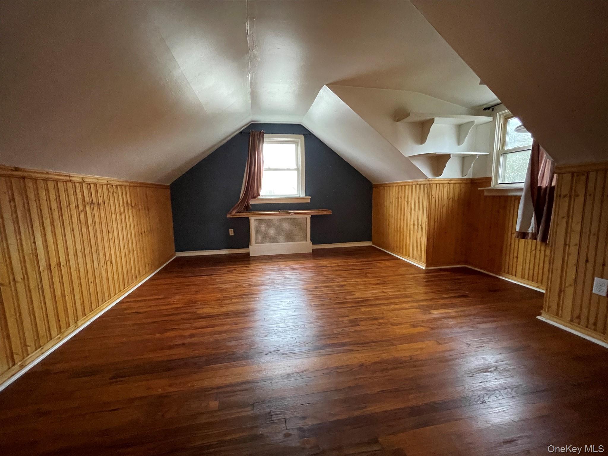 Lindenhurst, New York, 11757, United States, 4 Bedrooms Bedrooms, ,2 BathroomsBathrooms,Residential,For Sale,1989888