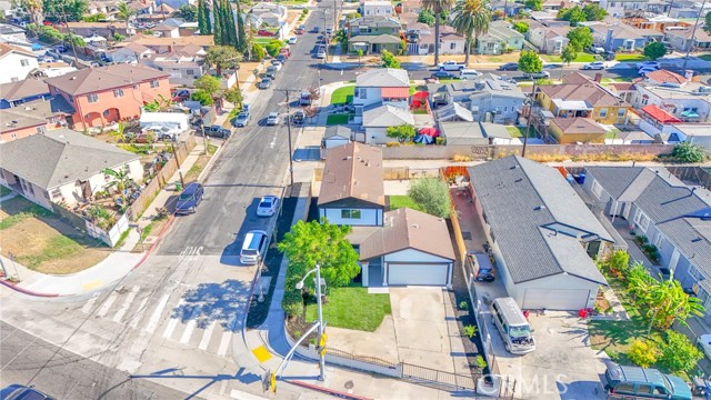 Los Angeles, California, 90059, United States, 3 Bedrooms Bedrooms, ,2 BathroomsBathrooms,Residential,For Sale,1935109