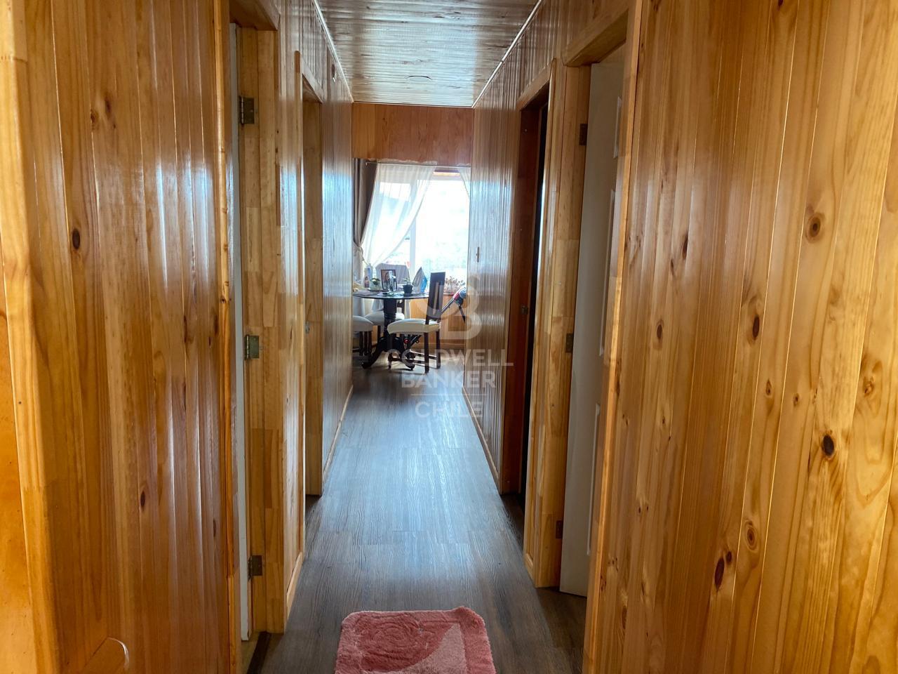 Puerto Varas, Chile, 6 Bedrooms Bedrooms, ,4 BathroomsBathrooms,Residential,For Sale,1993577