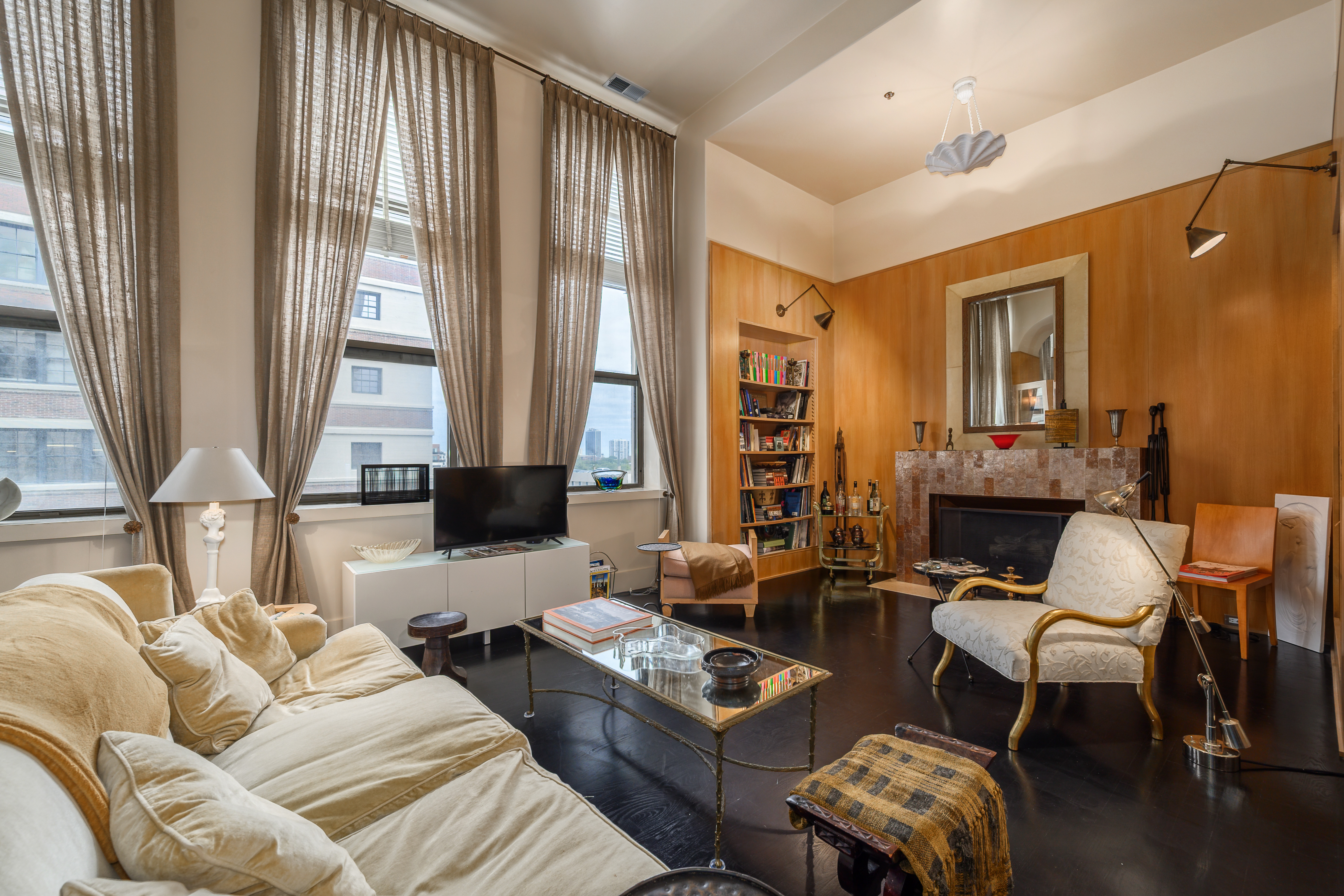  A Truly One of a Kind River North Loft - 物件實景