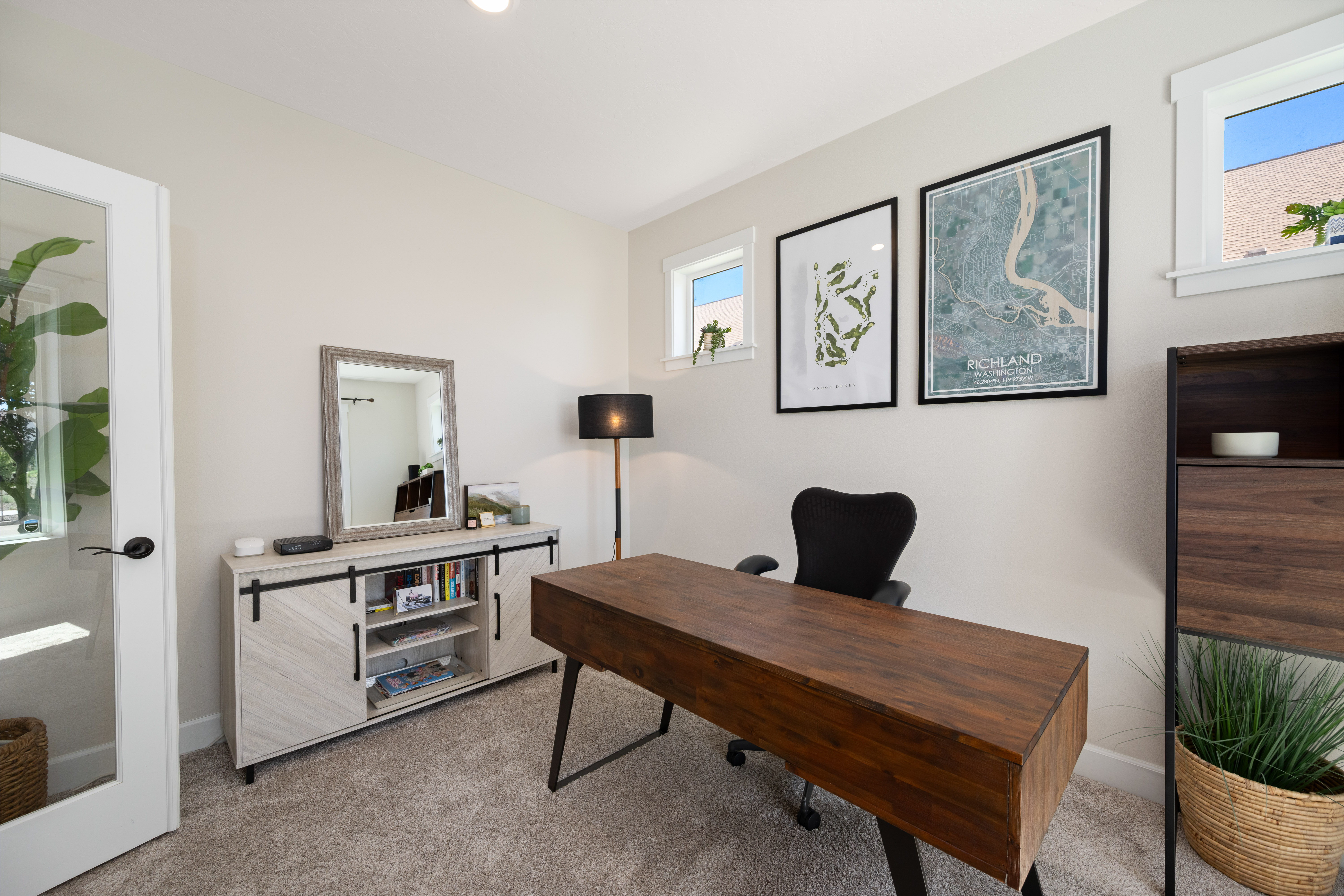  Immaculate Home Private Back yard, Bonus Room - 物件實景