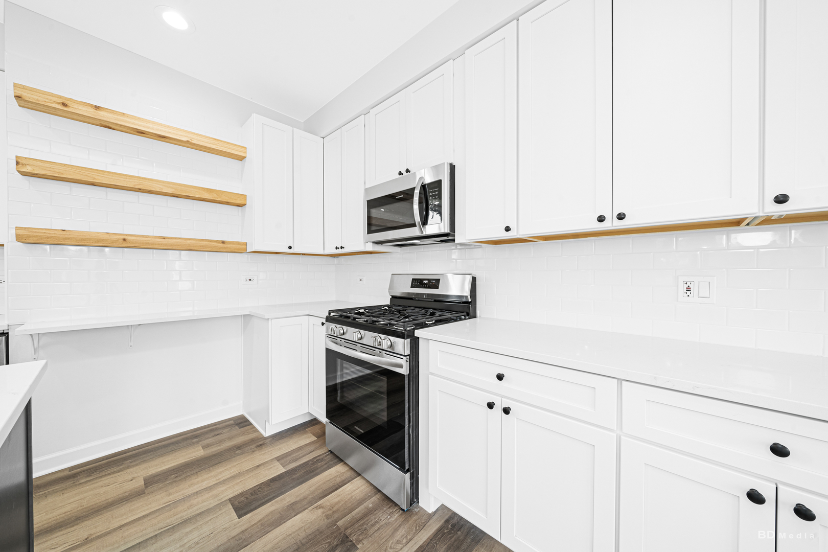 Homewood, Illinois, 60430, United States, 5 Bedrooms Bedrooms, ,4 BathroomsBathrooms,Residential,For Sale,1991735