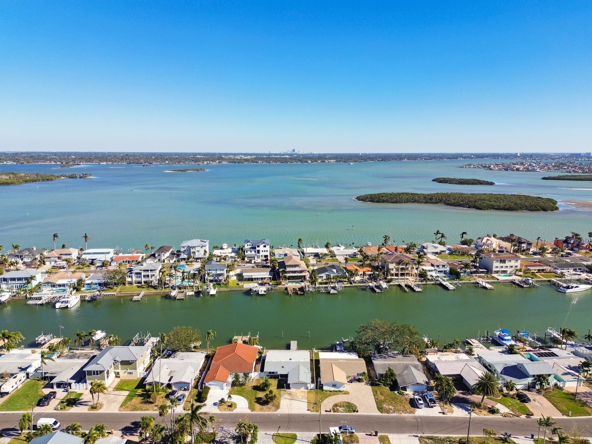 Madeira Beach, Florida, 33708, United States, 3 Bedrooms Bedrooms, ,2 BathroomsBathrooms,Residential,For Sale,1943278