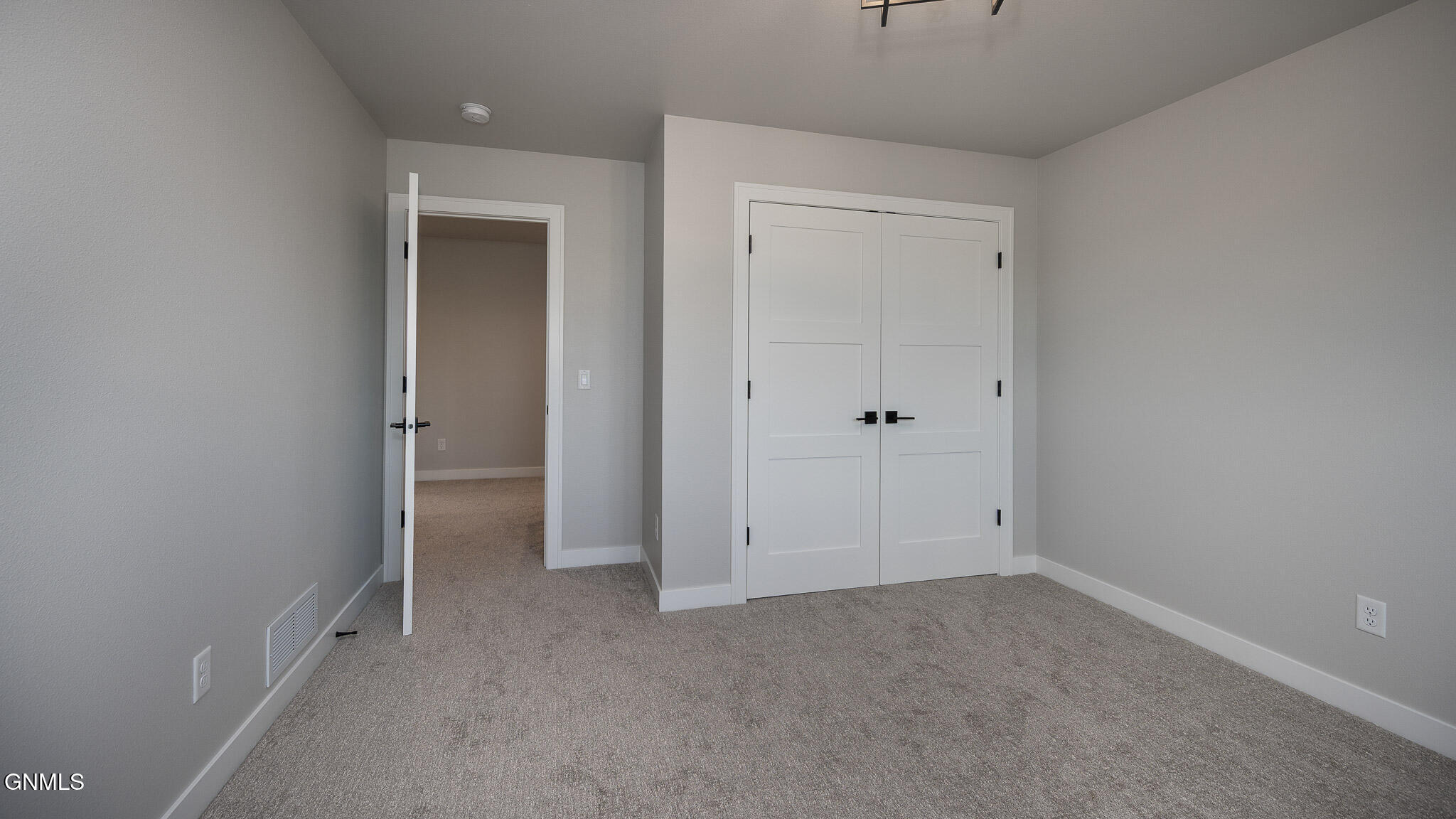 Bismarck, North Dakota, 58503, United States, 5 Bedrooms Bedrooms, ,3 BathroomsBathrooms,Residential,For Sale,1900752