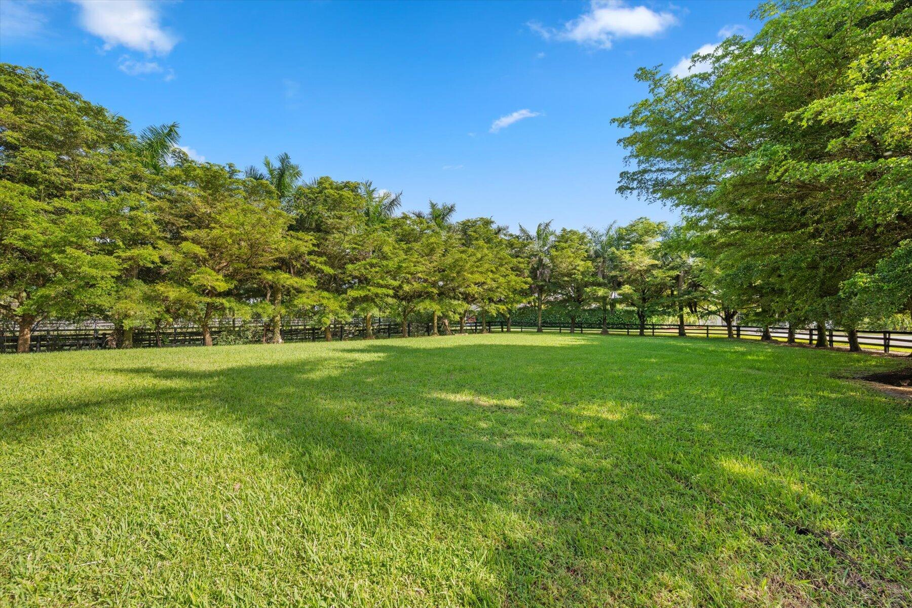  3580 Aiken Court - 物件實景