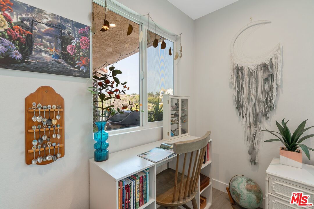 Malibu, California, 90265, United States, 3 Bedrooms Bedrooms, ,2 BathroomsBathrooms,Residential,For Sale,1991505