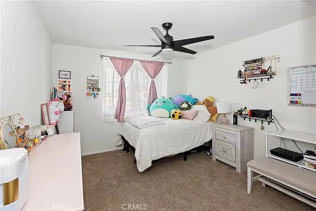 Victorville, California, 92392, United States, 5 Bedrooms Bedrooms, ,4 BathroomsBathrooms,Residential,For Sale,1984455