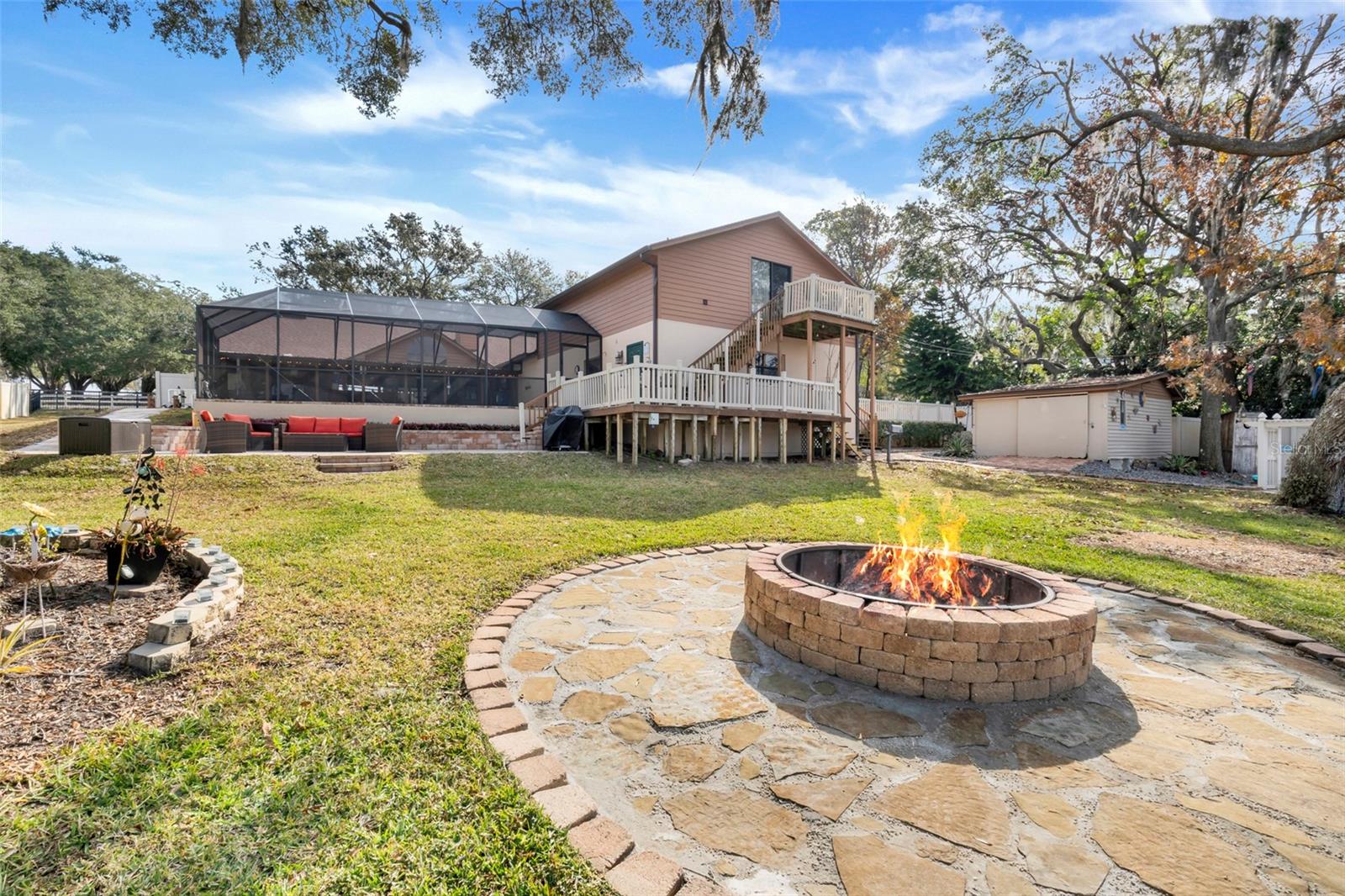 GROVELAND, Florida, 34736, United States, 4 Bedrooms Bedrooms, ,4 BathroomsBathrooms,Residential,For Sale,1695910