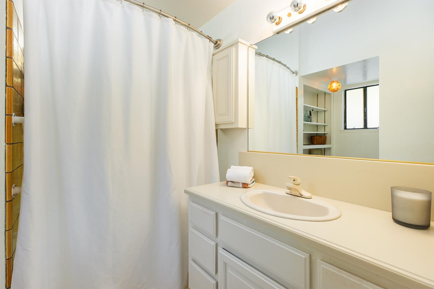 Santa Cruz, California, 95060, United States, 2 Bedrooms Bedrooms, ,2 BathroomsBathrooms,Residential,For Sale,1847420