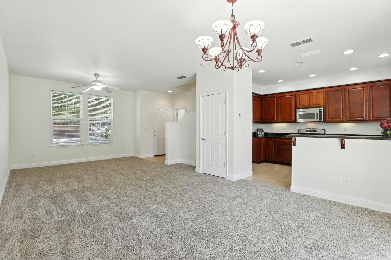 Sacramento, California, 95835, United States, 4 Bedrooms Bedrooms, ,3 BathroomsBathrooms,Residential,For Sale,1950179