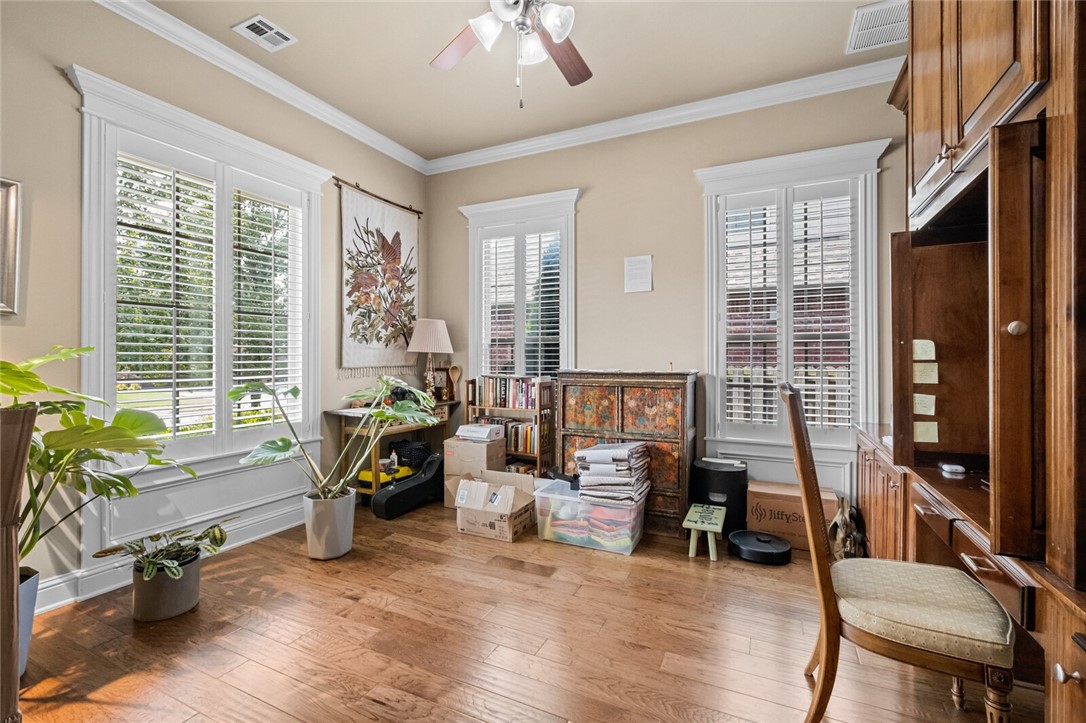 Rogers, Arkansas, 72758, United States, 5 Bedrooms Bedrooms, ,4 BathroomsBathrooms,Residential,For Sale,1882904