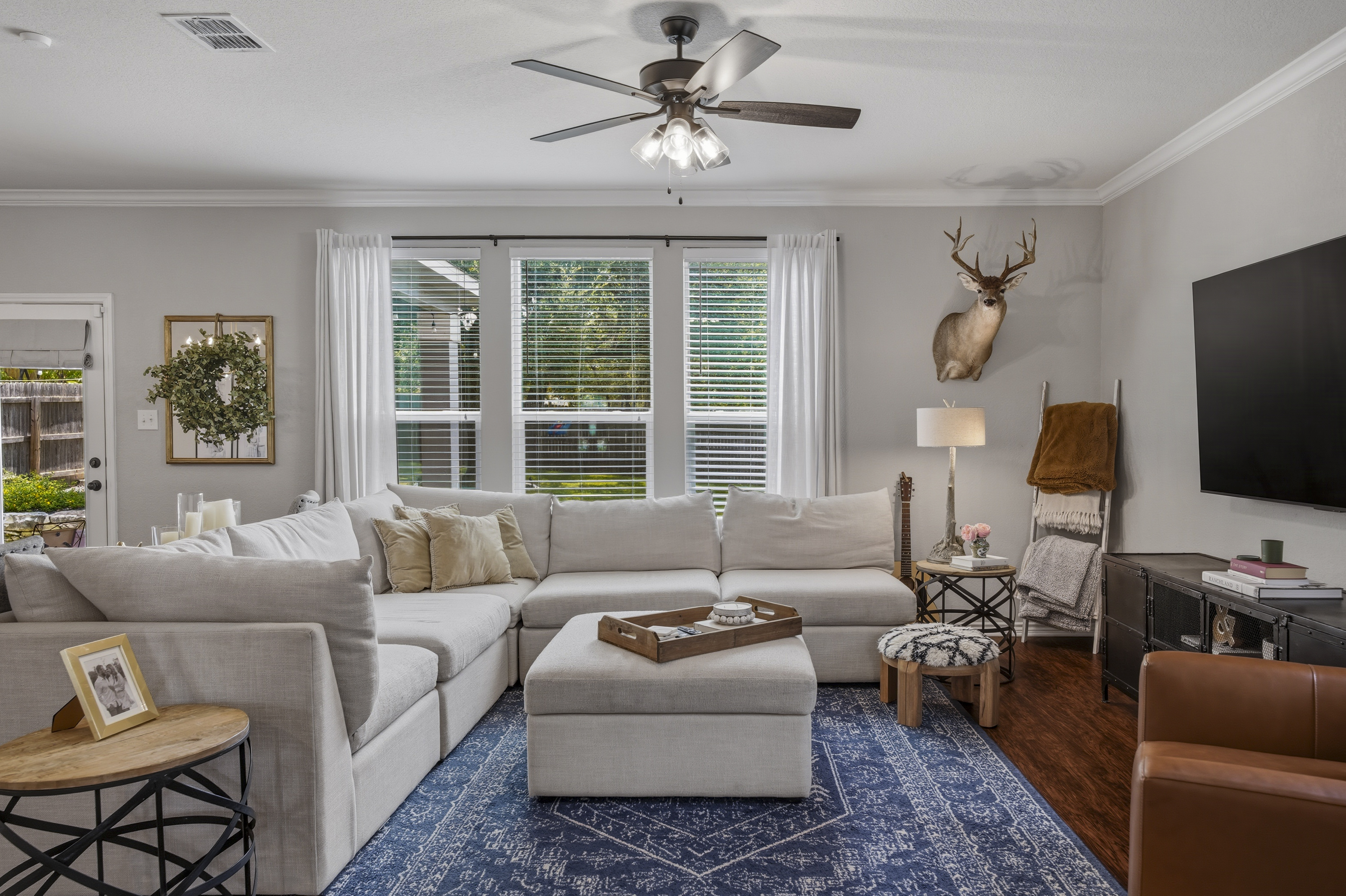  A Wonderful Blend Of Style, Comfort And Easy Living - 物件實景