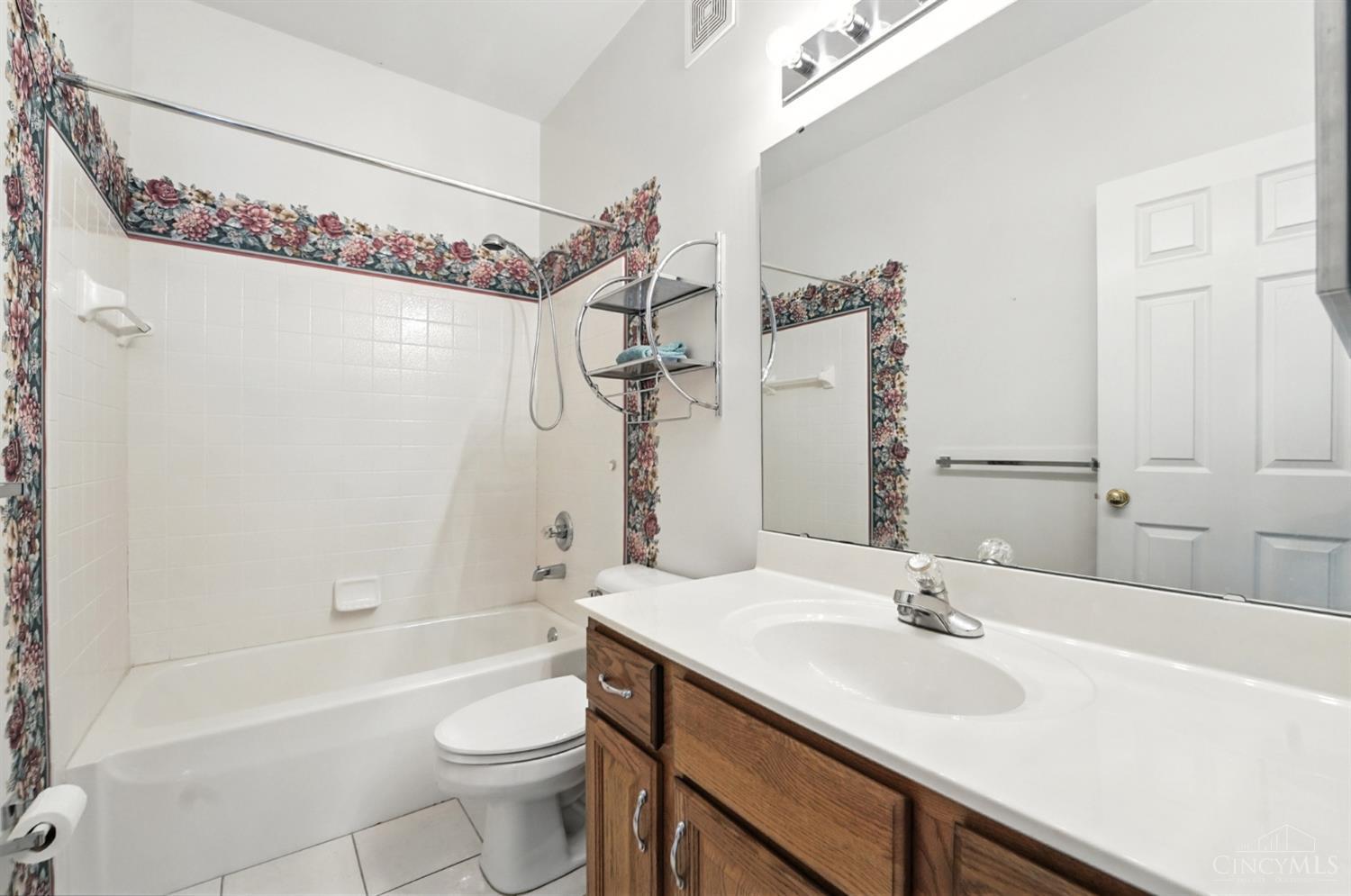 Mason, Ohio, 45040, United States, 4 Bedrooms Bedrooms, ,3 BathroomsBathrooms,Residential,For Sale,1934204