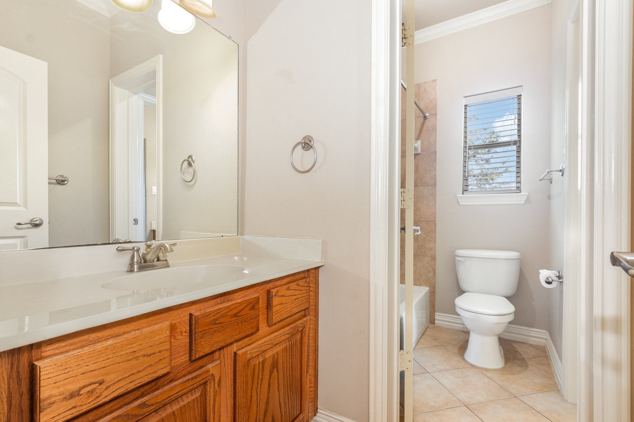 Keller, Texas, 76248, United States, 4 Bedrooms Bedrooms, ,4 BathroomsBathrooms,Residential,For Sale,1966158