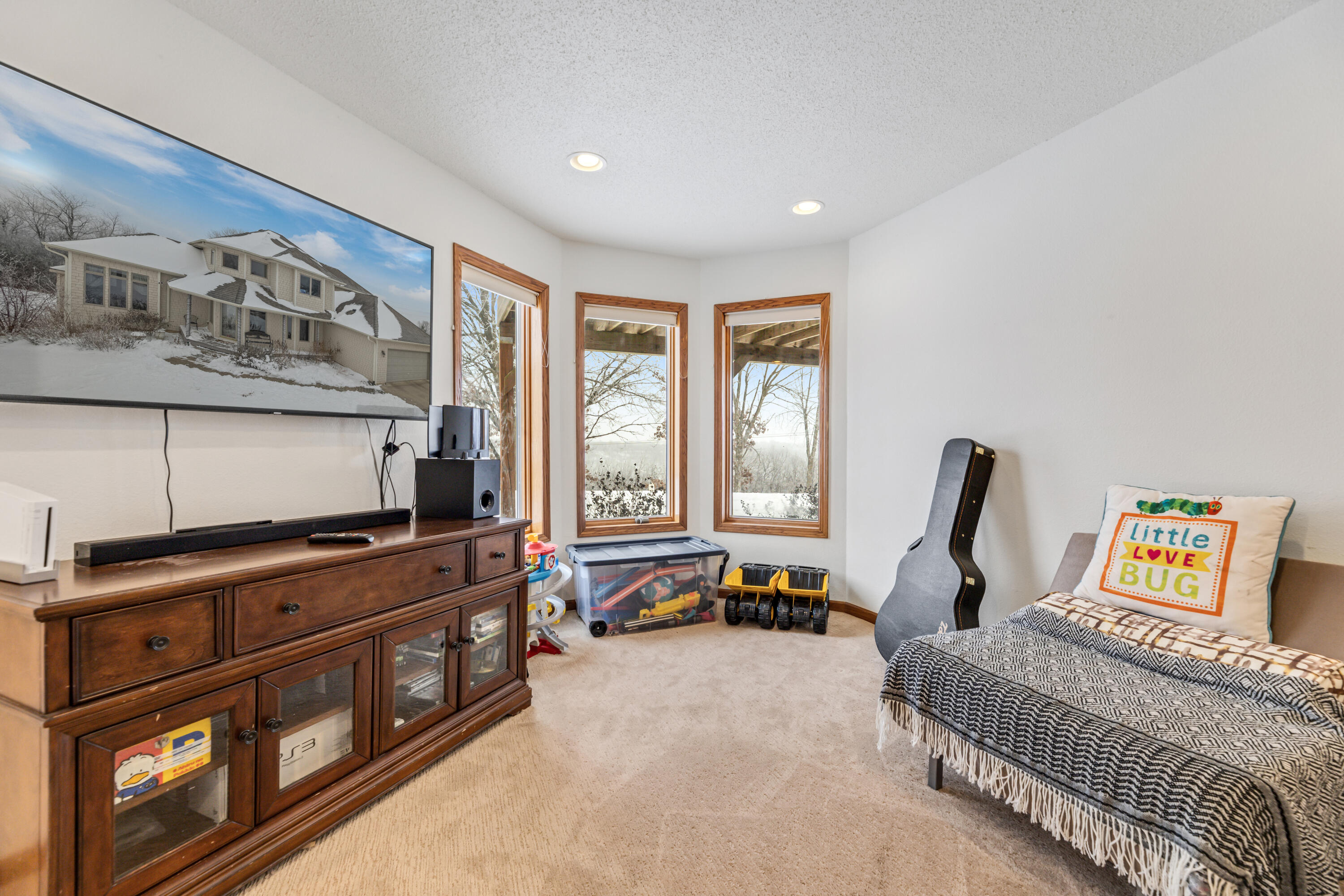 Shelby, Wisconsin, 54601, United States, 4 Bedrooms Bedrooms, ,4 BathroomsBathrooms,Residential,For Sale,2000335