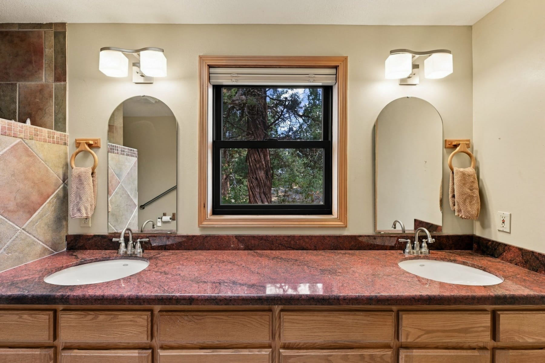  64417 McGrath Road Bend, OR 97701 - 物件實景