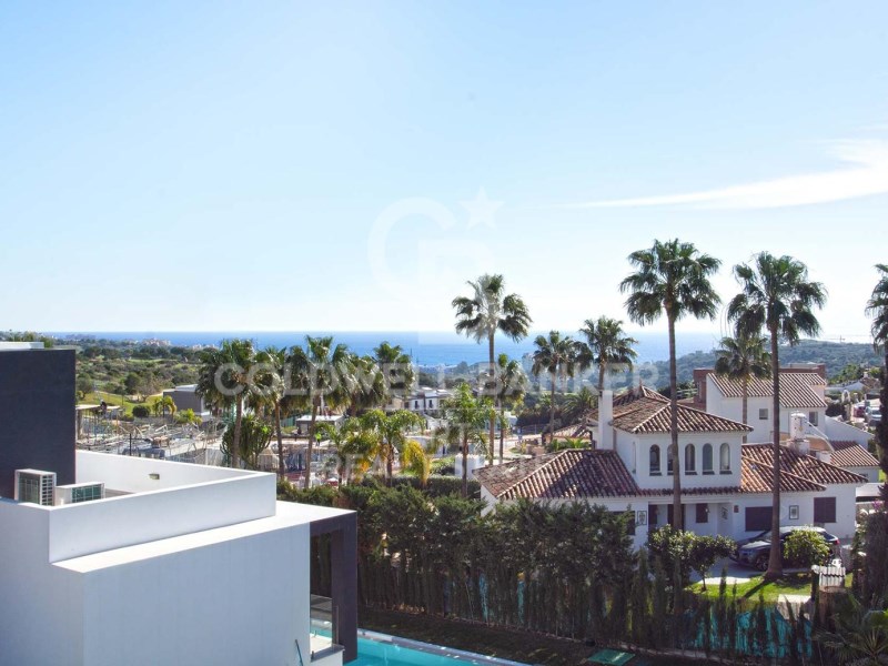 Estepona, Andalusia, ES, 4 Bedrooms Bedrooms, ,4 BathroomsBathrooms,Residential,For Sale,1848900