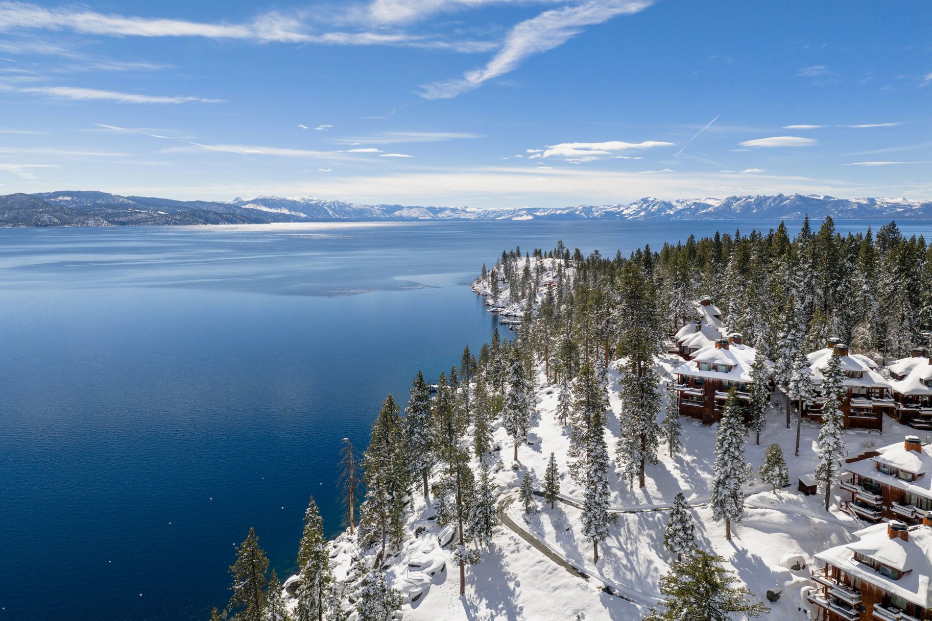  Legendary Stillwater Cove  Gated. Private. Lakefront - 物件實景