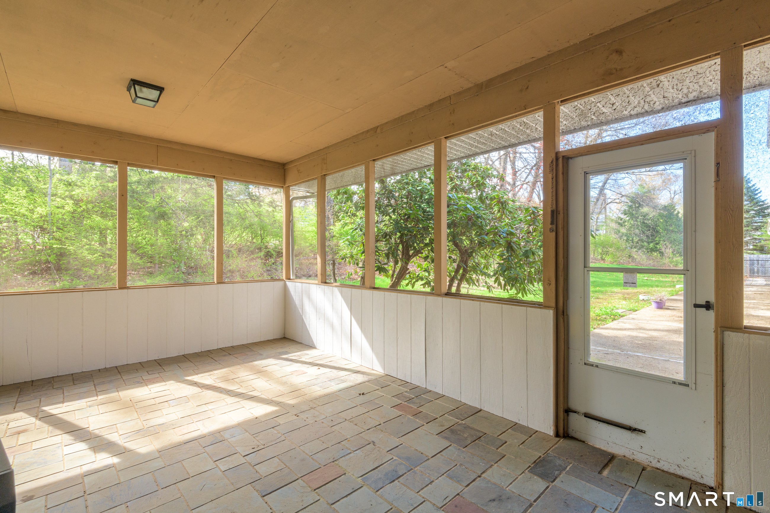 Ellington, Connecticut, 06029, United States, 5 Bedrooms Bedrooms, ,4 BathroomsBathrooms,Residential,For Sale,2041119