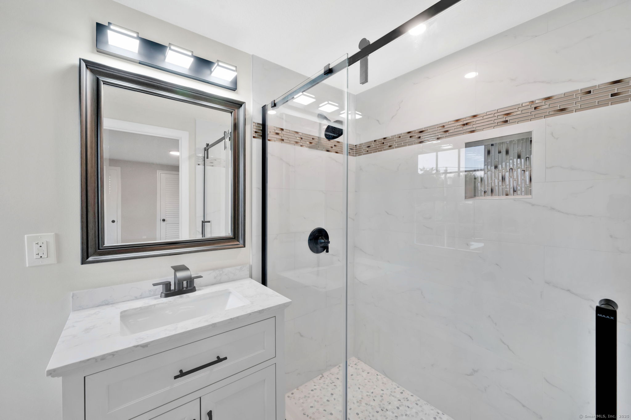 South Windsor, Connecticut, 06074, United States, 4 Bedrooms Bedrooms, ,3 BathroomsBathrooms,Residential,For Sale,2003244