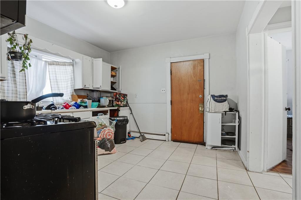 Providence, Rhode Island, 02905, United States, 5 Bedrooms Bedrooms, ,3 BathroomsBathrooms,Residential,For Sale,2036565