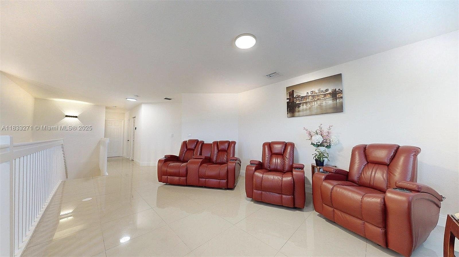 Homestead, Florida, 33033, United States, 5 Bedrooms Bedrooms, ,3 BathroomsBathrooms,Residential,For Sale,1937338